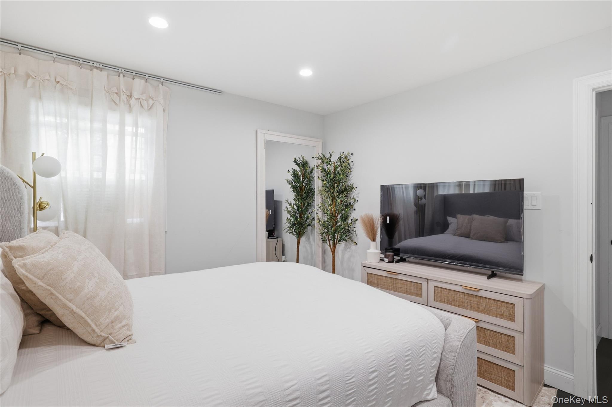Single Family Hancock Street  Suffolk County, NY 11717, MLS-1031860-16