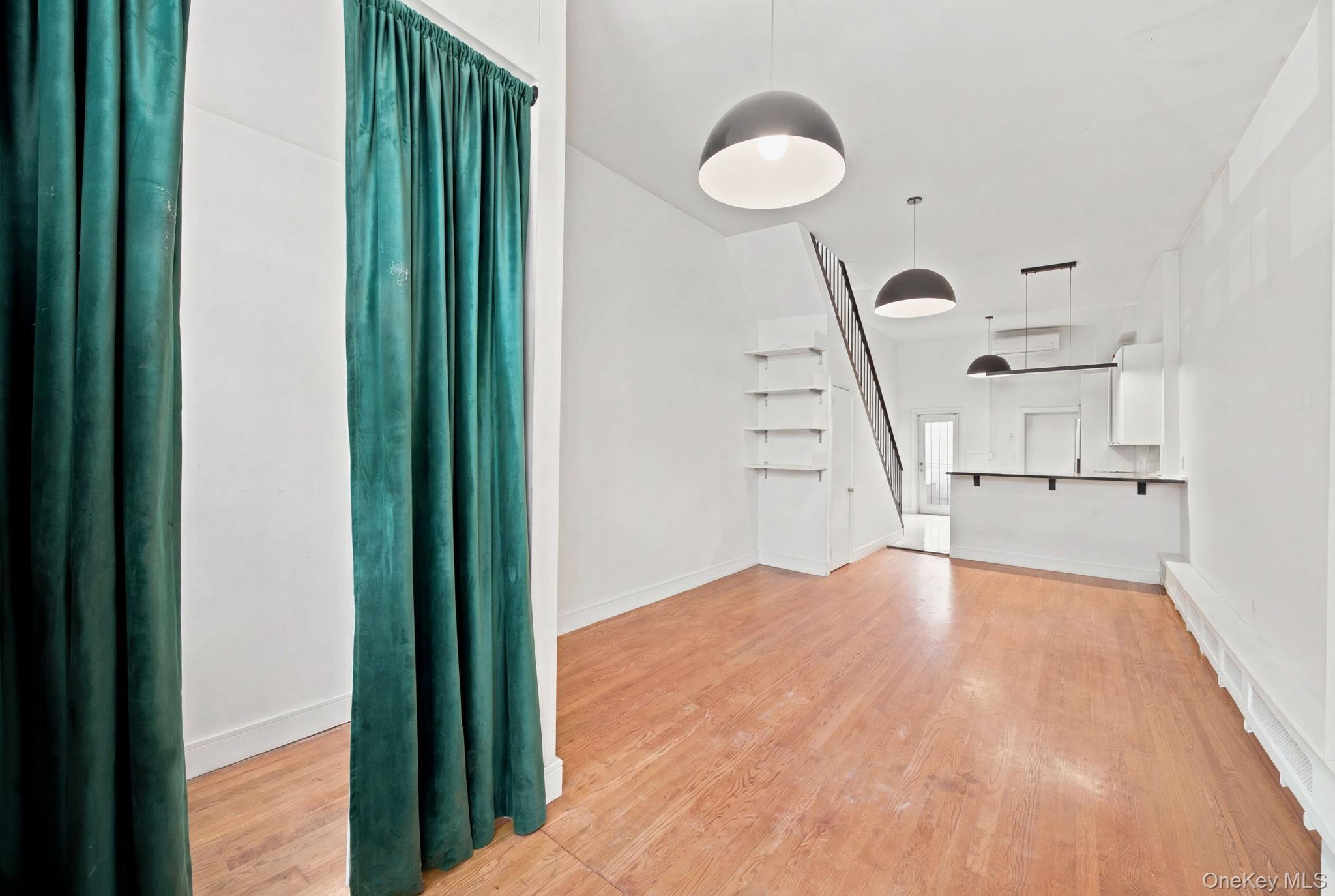 Single Family Graham Avenue  Brooklyn, NY 11206, MLS-1031867-6