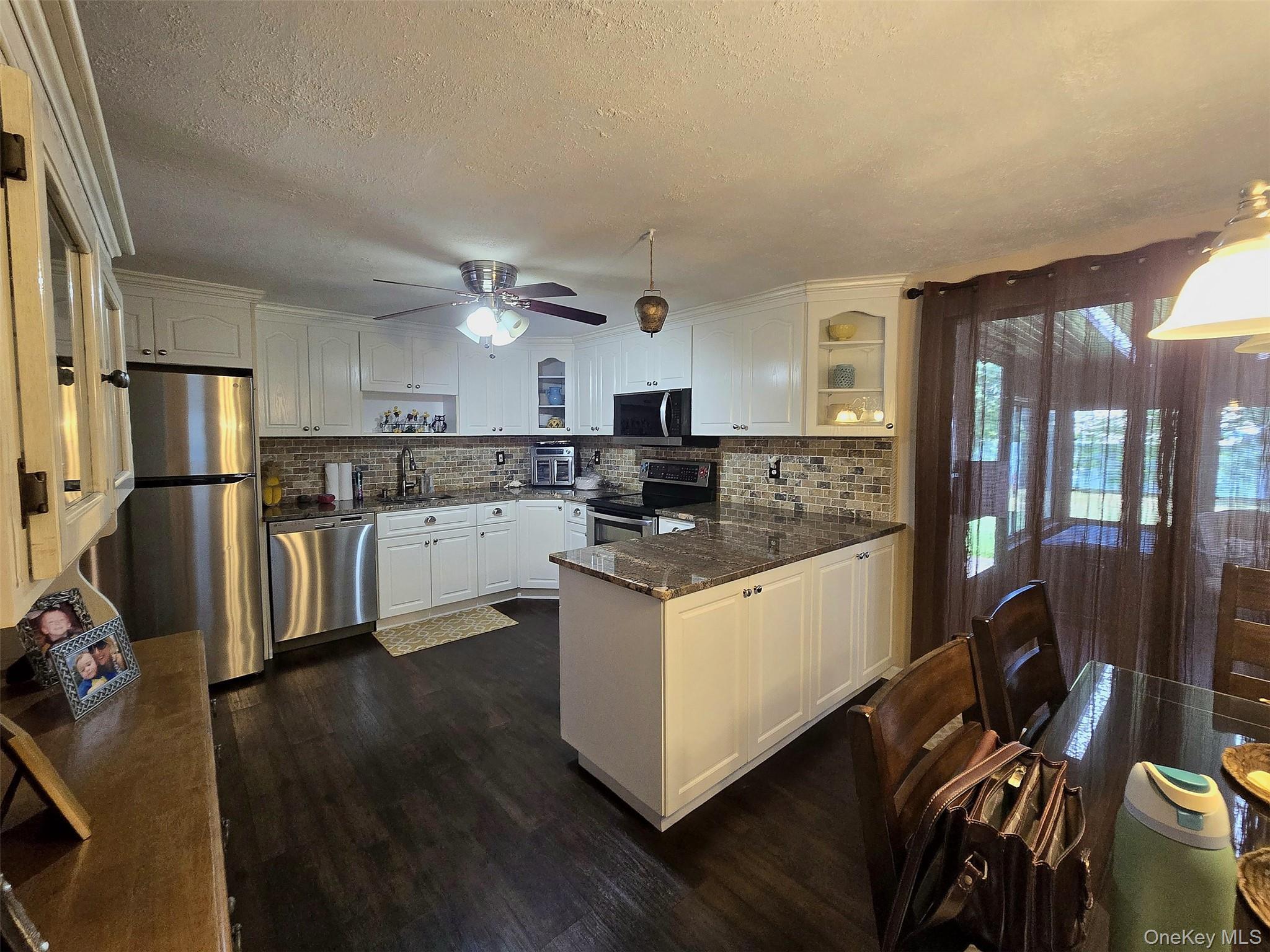 Single Family Meyer Lane  Suffolk County, NY 11763, MLS-1031881-14
