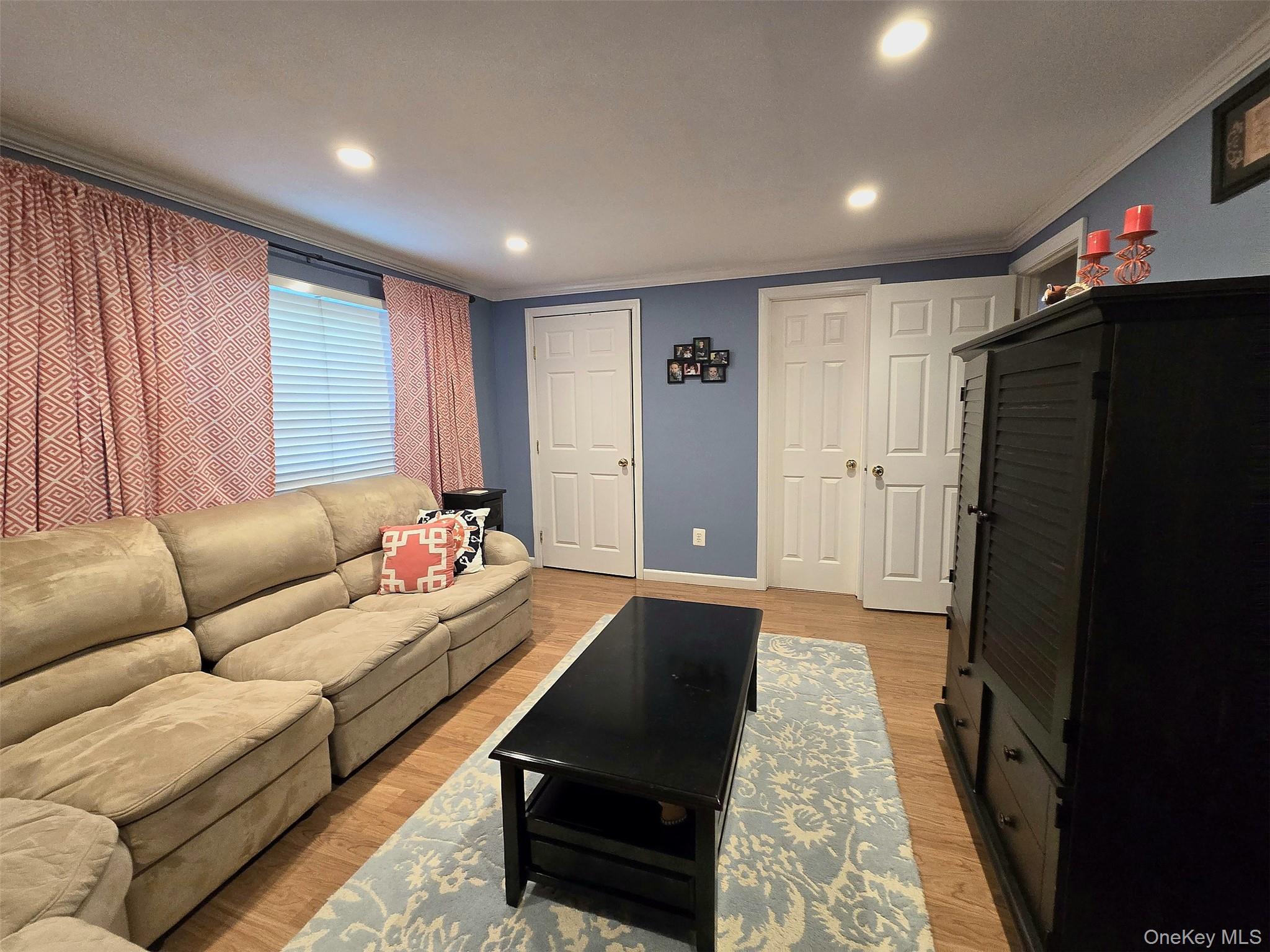 Single Family Meyer Lane  Suffolk County, NY 11763, MLS-1031881-23