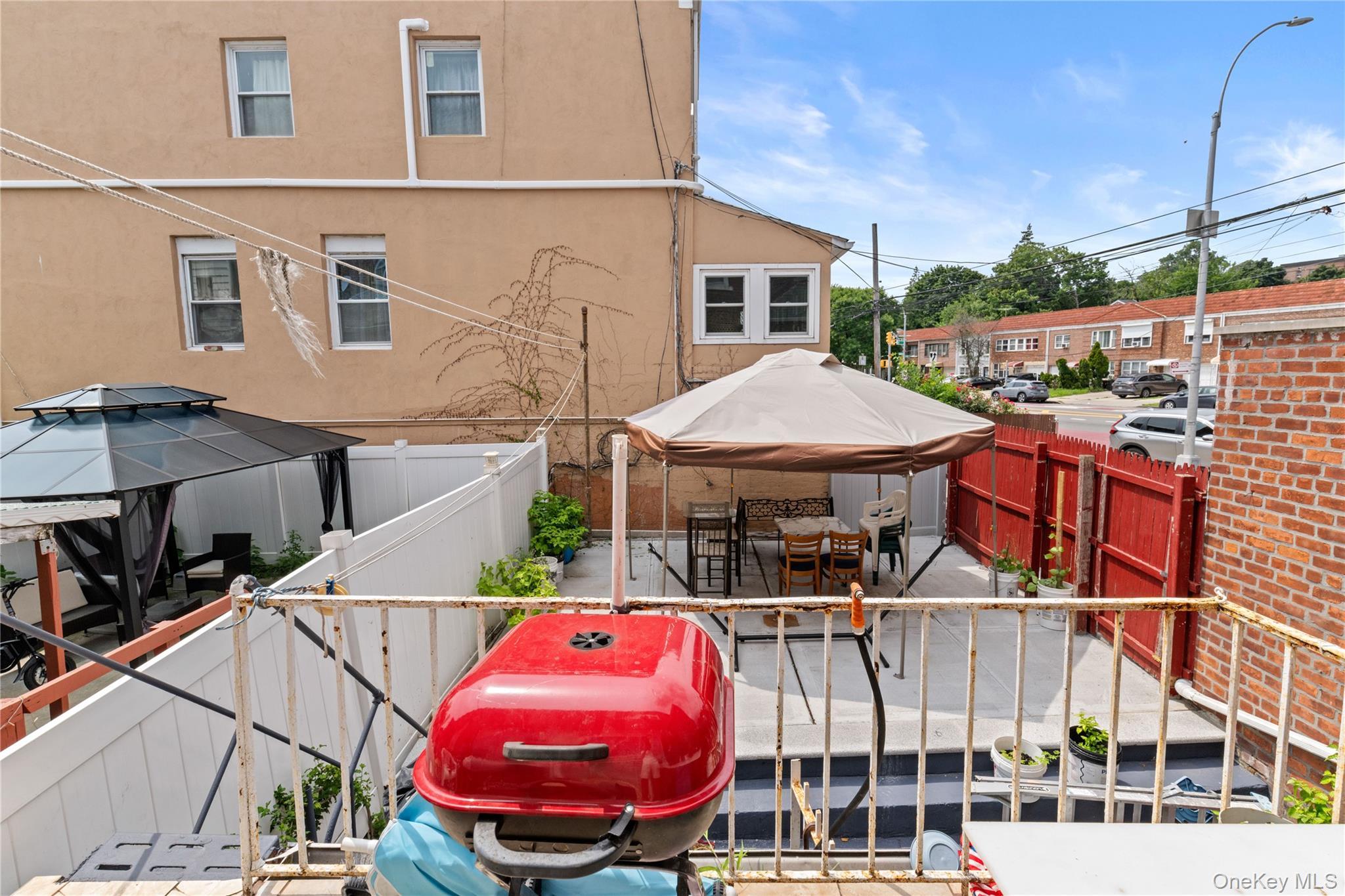 Single Family 209th Street Queens, NY 11427, MLS-1031883-17