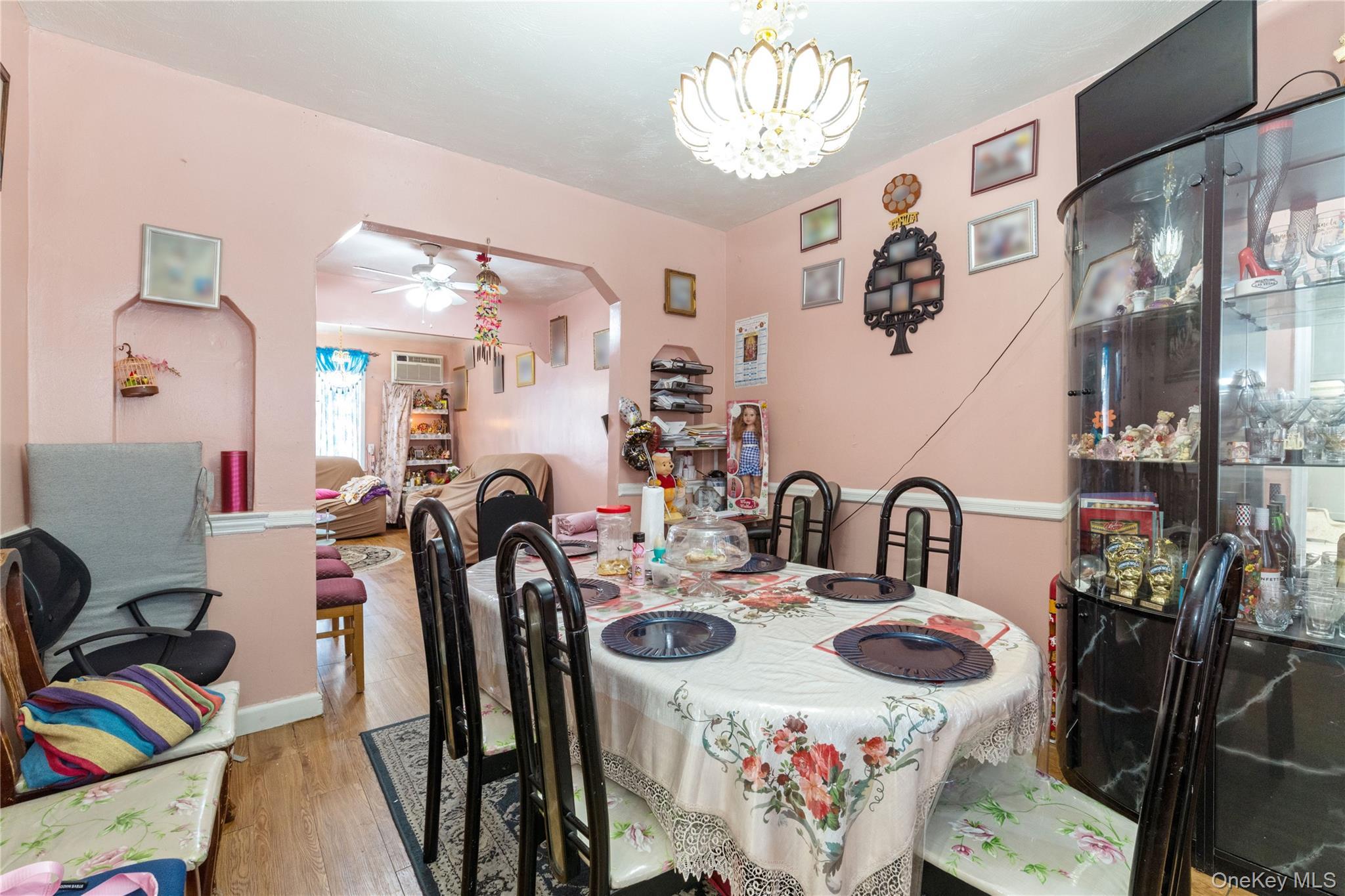 Single Family 209th Street Queens, NY 11427, MLS-1031883-4