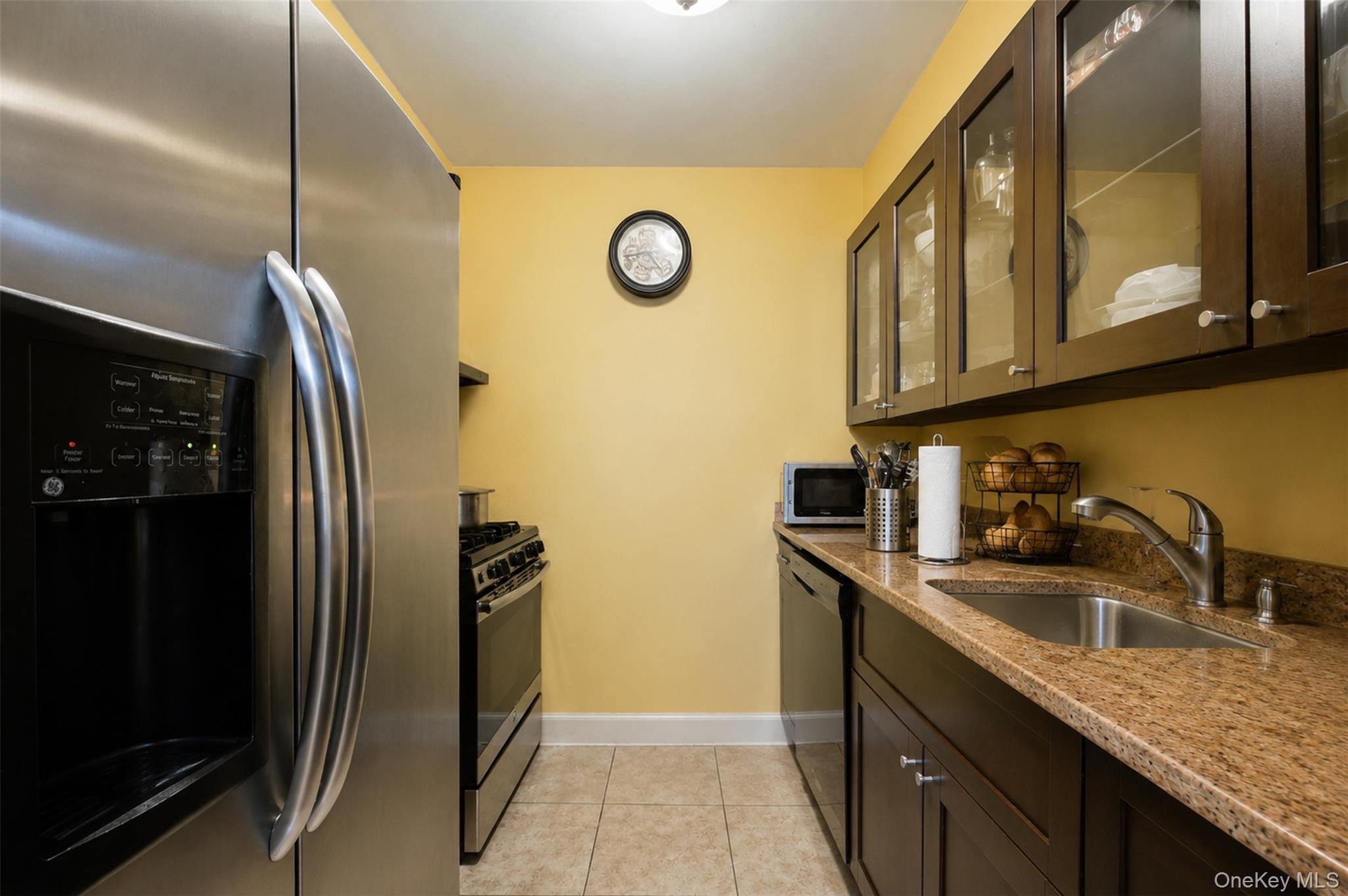 Single Family Mapes Avenue Bronx, NY 10460, MLS-1031889-11