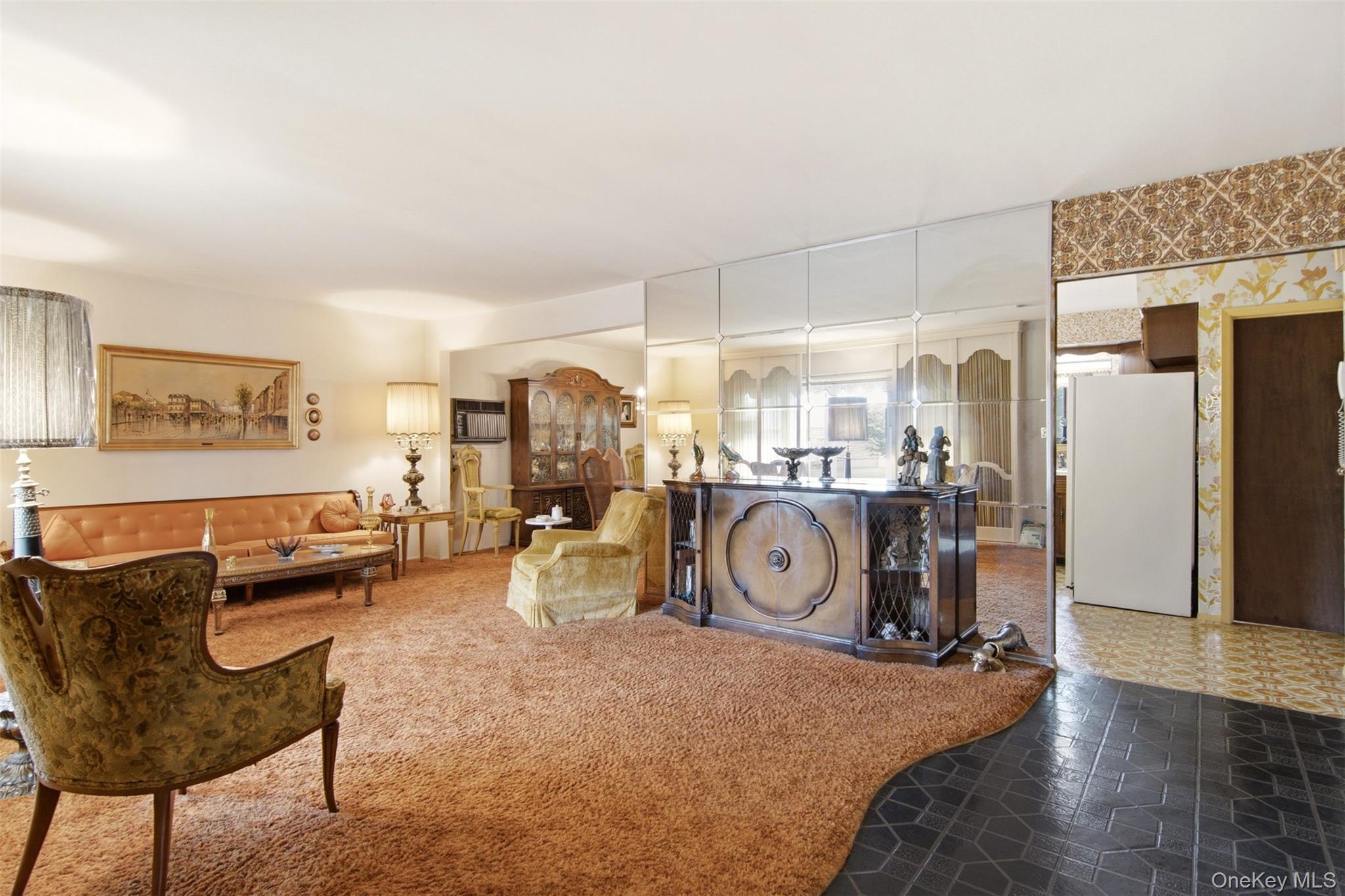Single Family Smithtown Crescent Suffolk County, NY 11787, MLS-1031895-8
