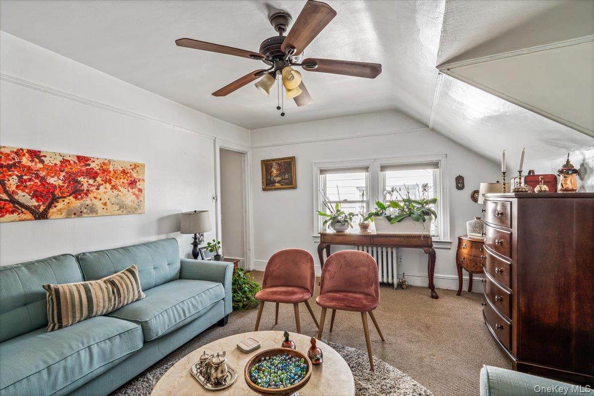 Single Family 25th Avenue Queens, NY 11357, MLS-1031900-24
