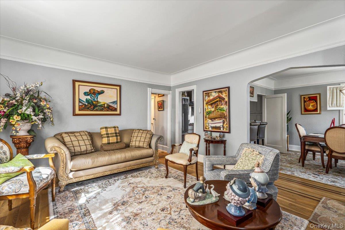 Single Family 25th Avenue Queens, NY 11357, MLS-1031900-6