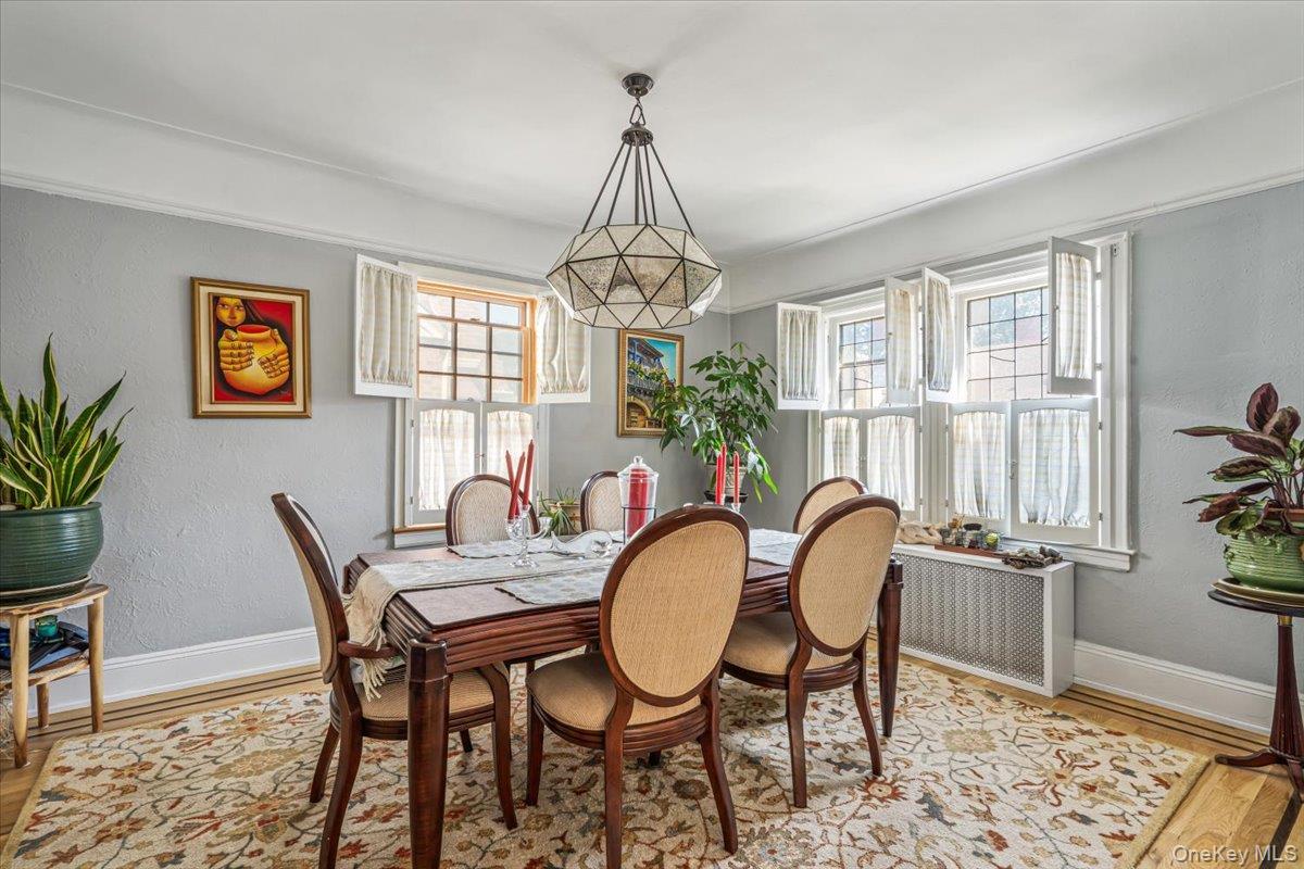 Single Family 25th Avenue Queens, NY 11357, MLS-1031900-7