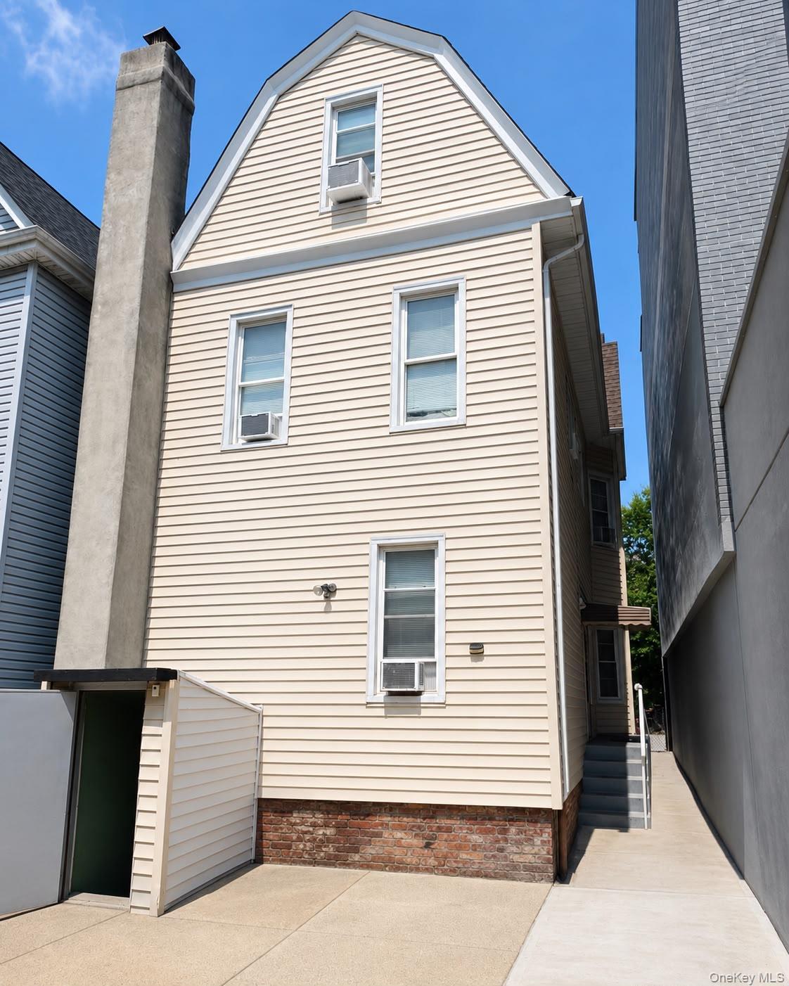 Single Family 41st Brooklyn, NY 11219, MLS-1031912-11