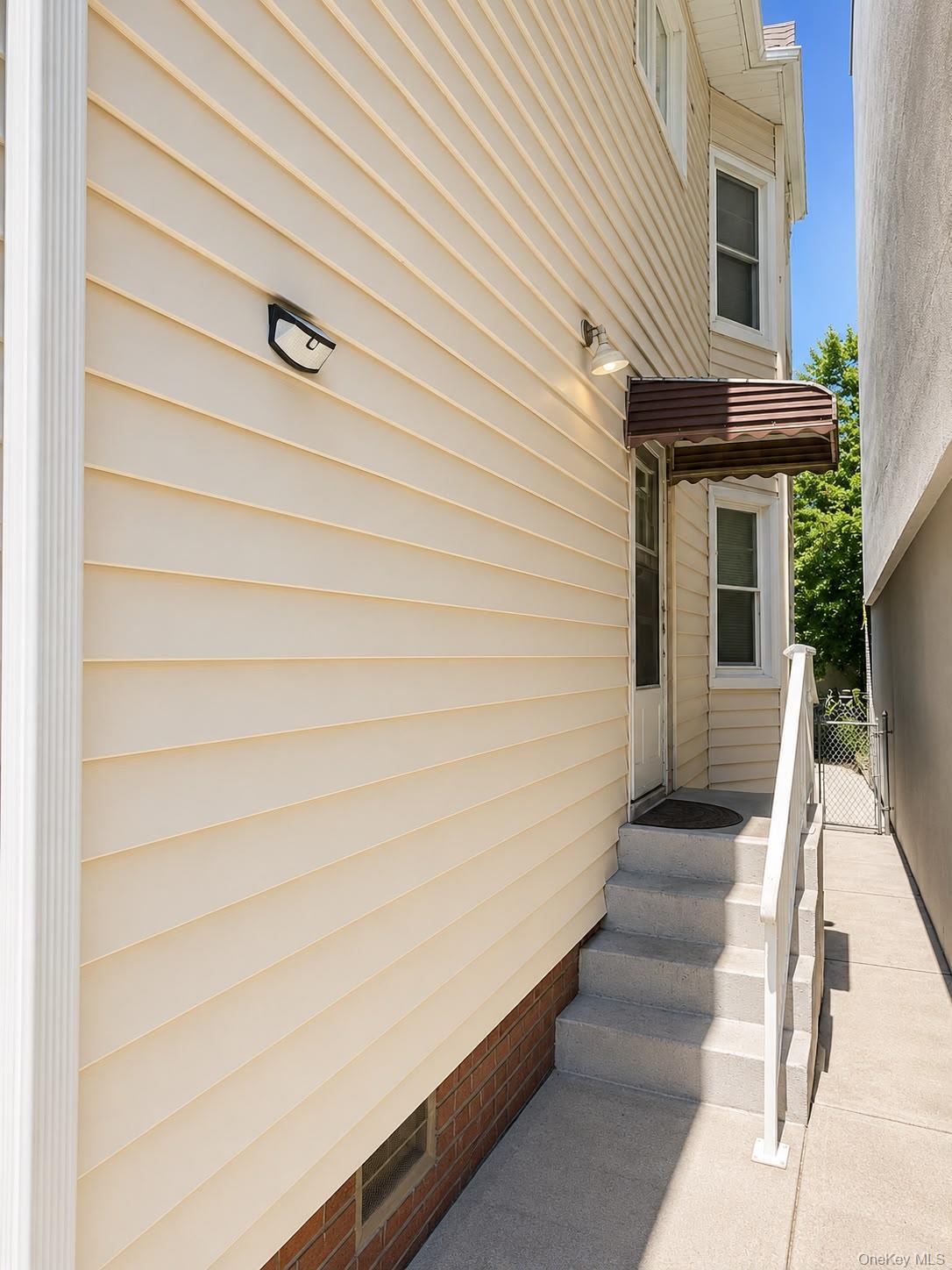 Single Family 41st Brooklyn, NY 11219, MLS-1031912-32