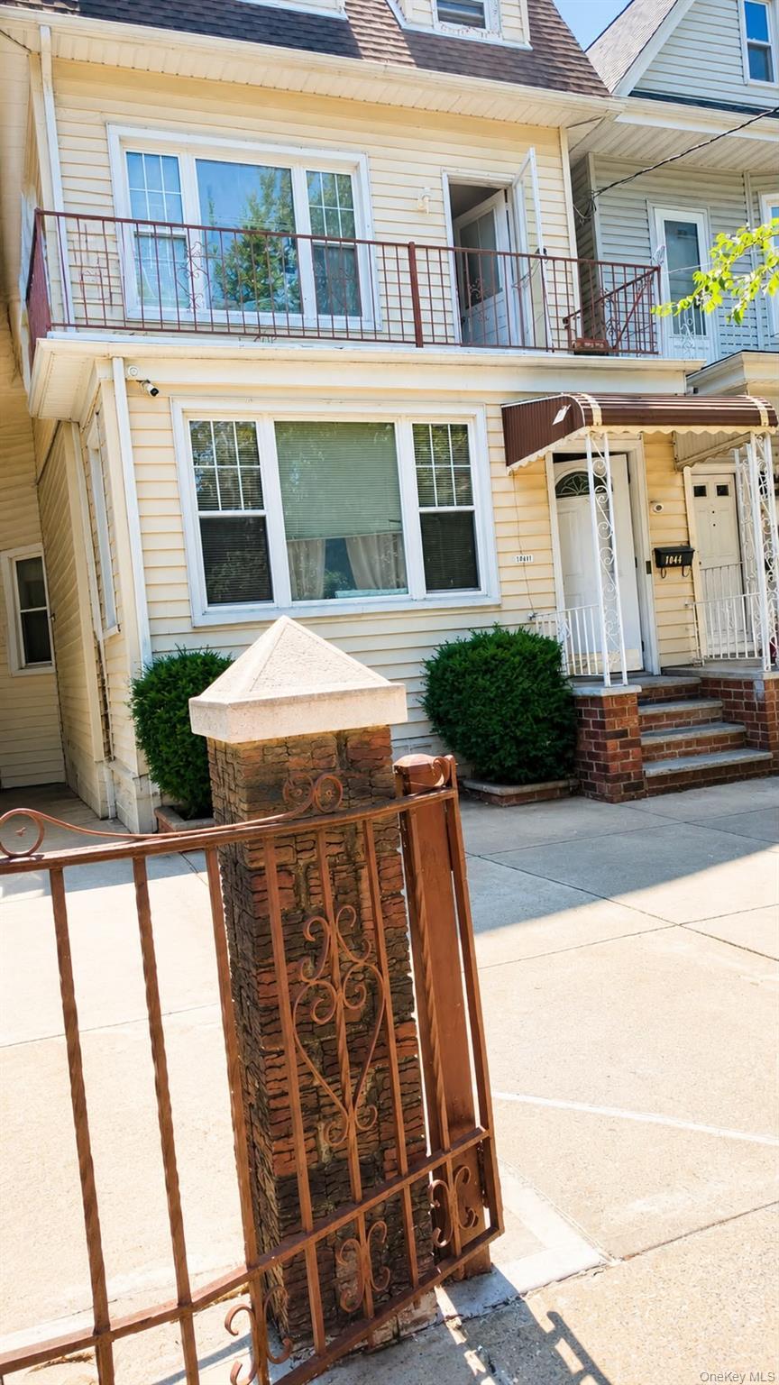 Single Family 41st Brooklyn, NY 11219, MLS-1031912-34