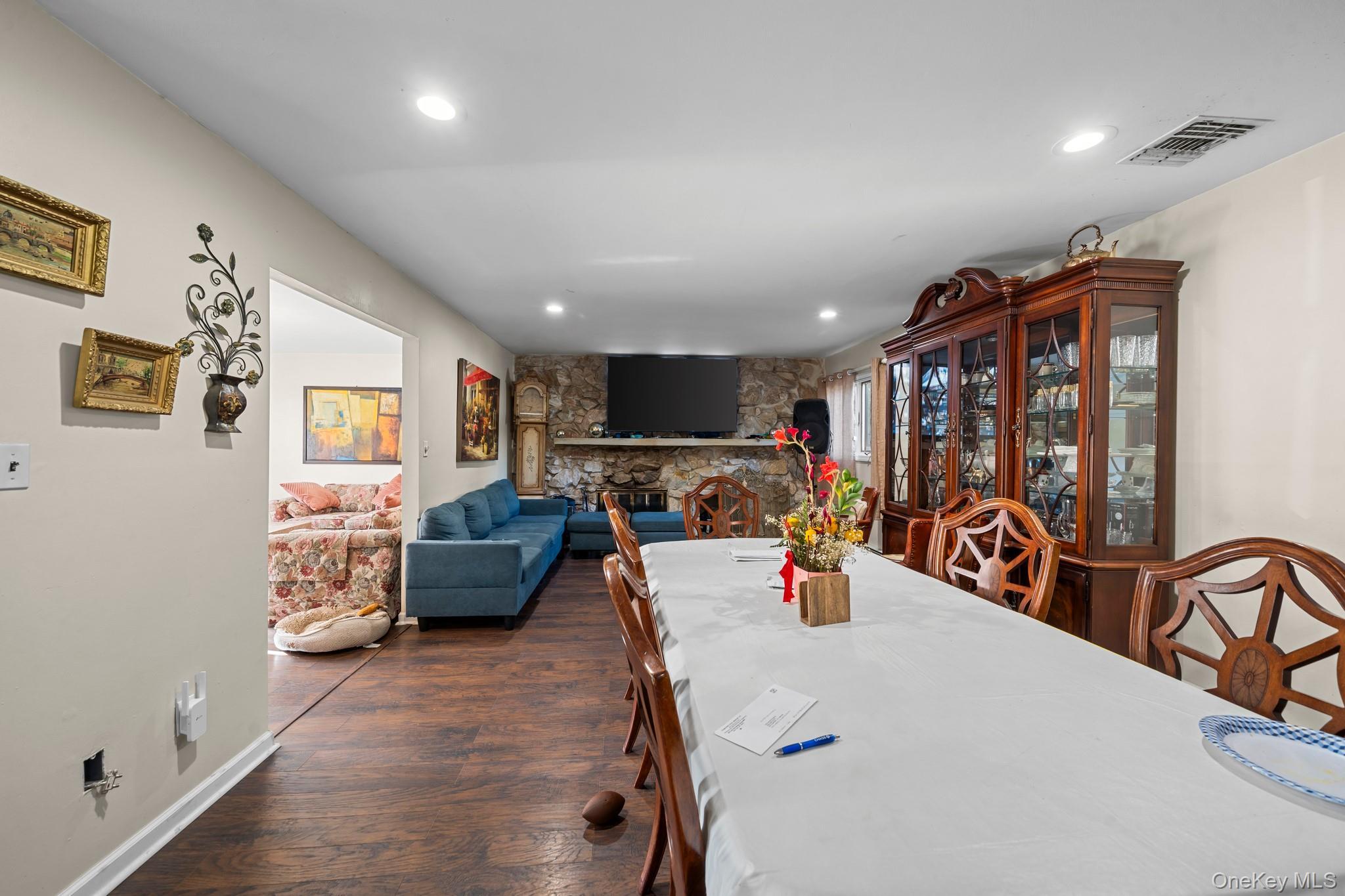 Single Family Sprat Street  Suffolk County, NY 11763, MLS-1031946-29