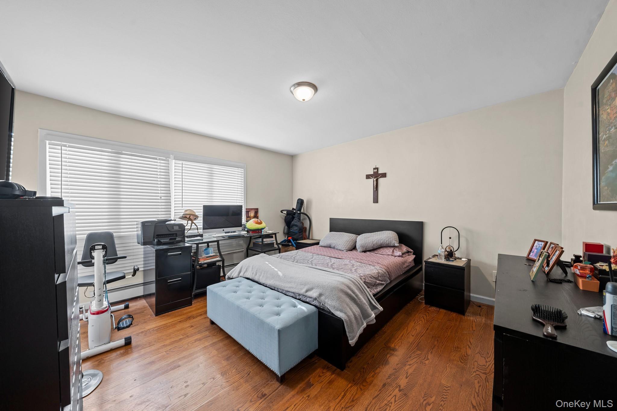Single Family Sprat Street  Suffolk County, NY 11763, MLS-1031946-38