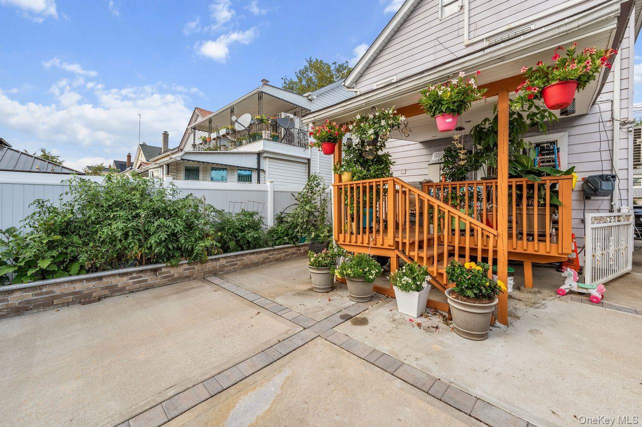 Single Family 214th Place Queens, NY 11428, MLS-1031948-14