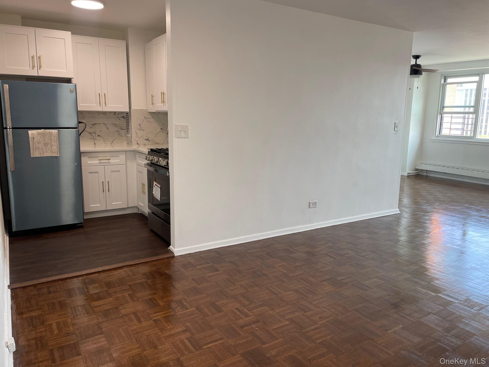Apartment Highland Avenue  Queens, NY 11432, MLS-1031951-10