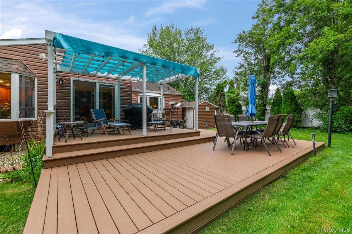 Single Family Donald Drive  Nassau County, NY 11804, MLS-1031953-26