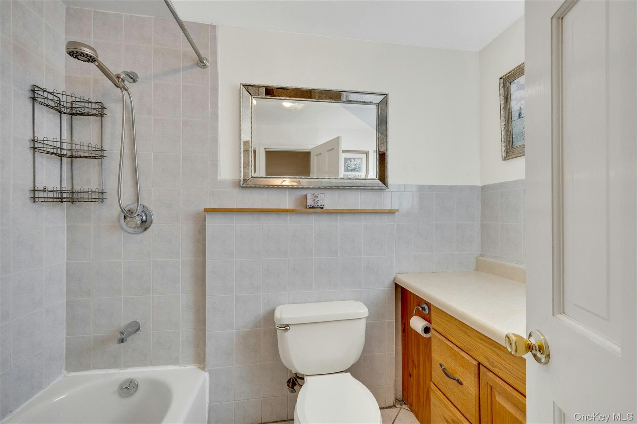 Single Family Research Avenue Bronx, NY 10465, MLS-1031969-13