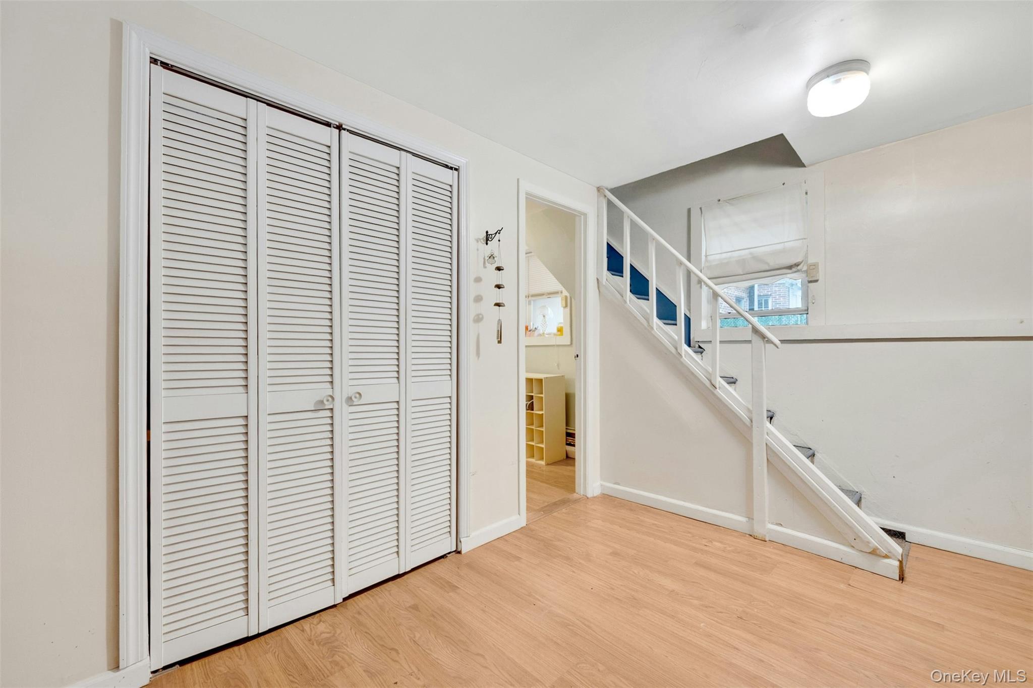 Single Family Research Avenue Bronx, NY 10465, MLS-1031969-19