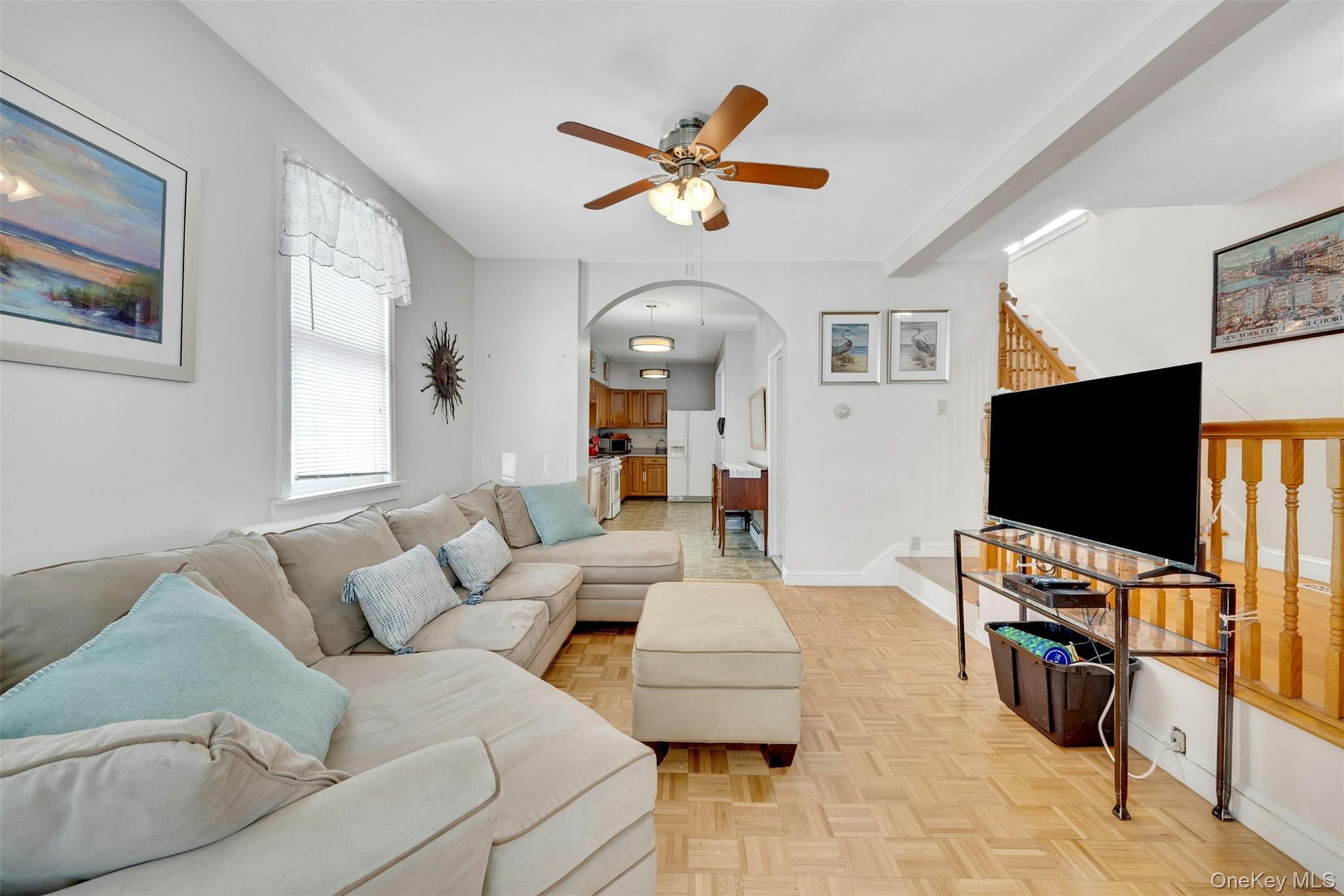 Single Family Research Avenue Bronx, NY 10465, MLS-1031969-5