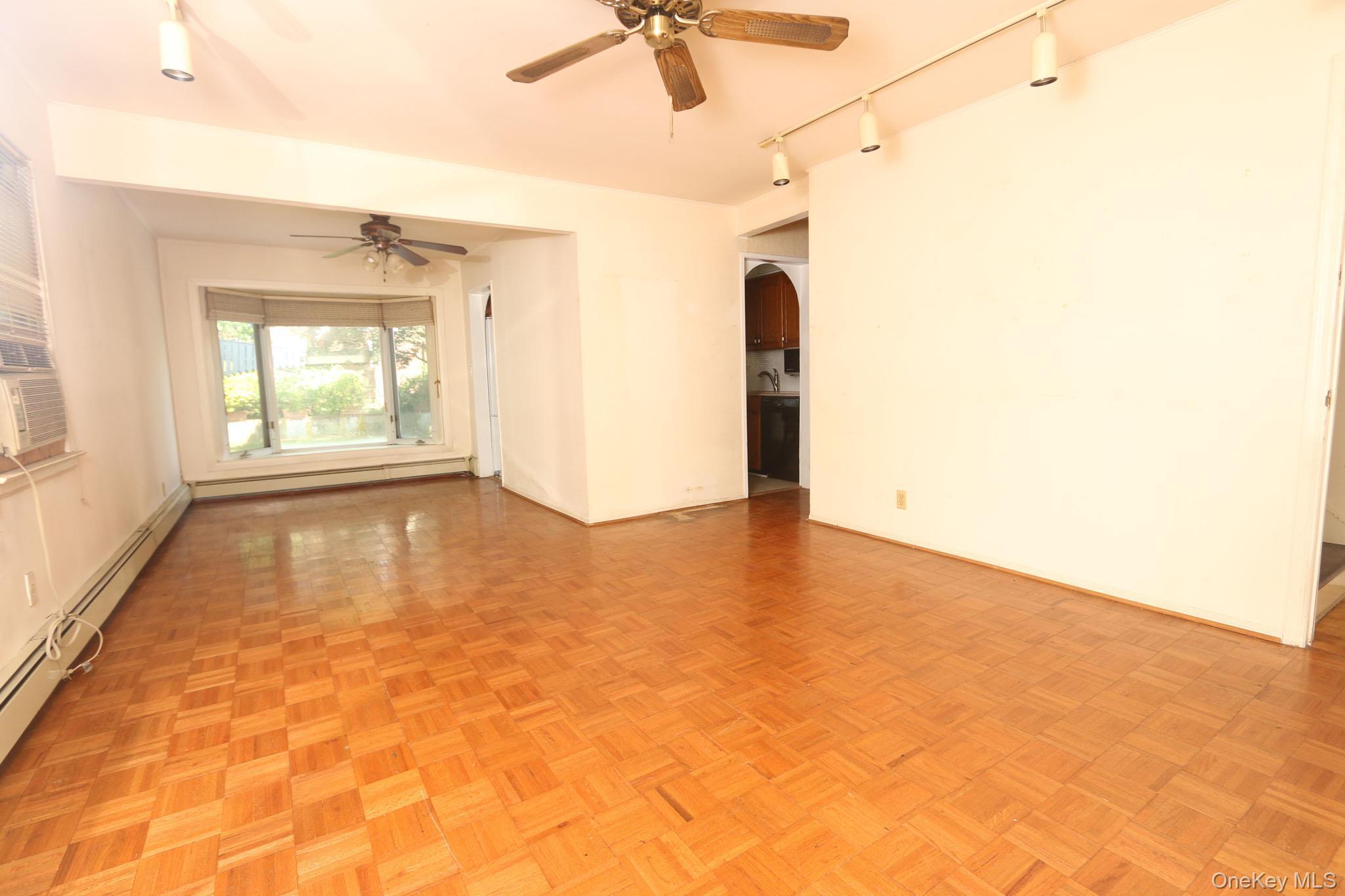 Single Family Ivanhoe Place Nassau County, NY 11580, MLS-1031979-2