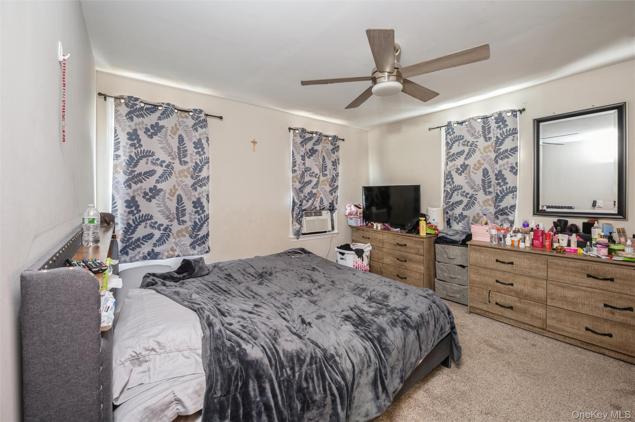 Single Family Smith Street Westchester County, NY 10573, MLS-1031988-16