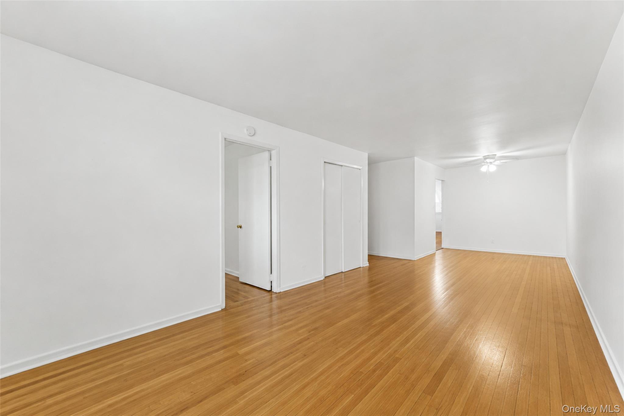 Single Family 235 Street  Queens, NY 11363, MLS-1032001-16