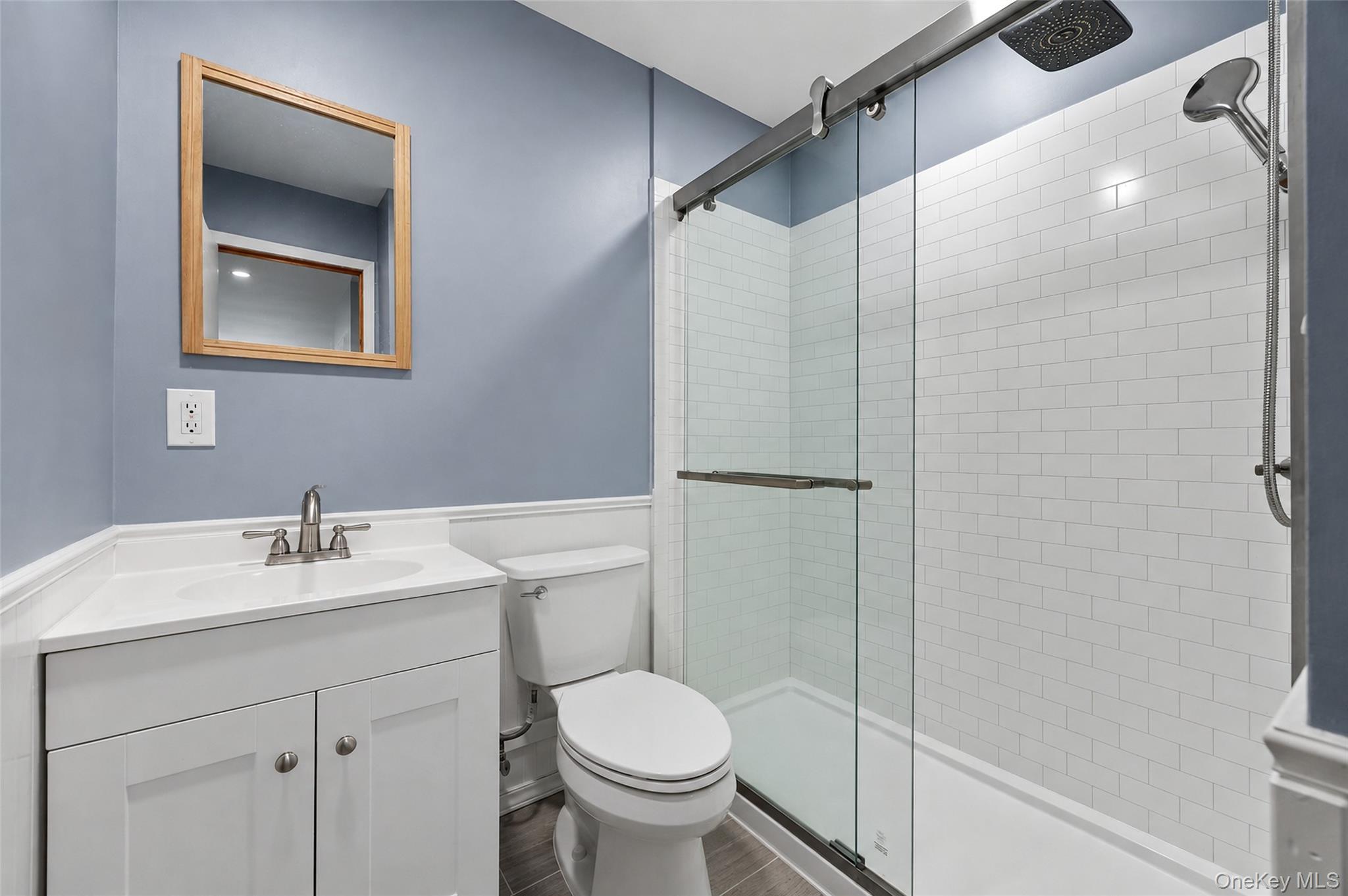 Single Family 235 Street  Queens, NY 11363, MLS-1032001-29