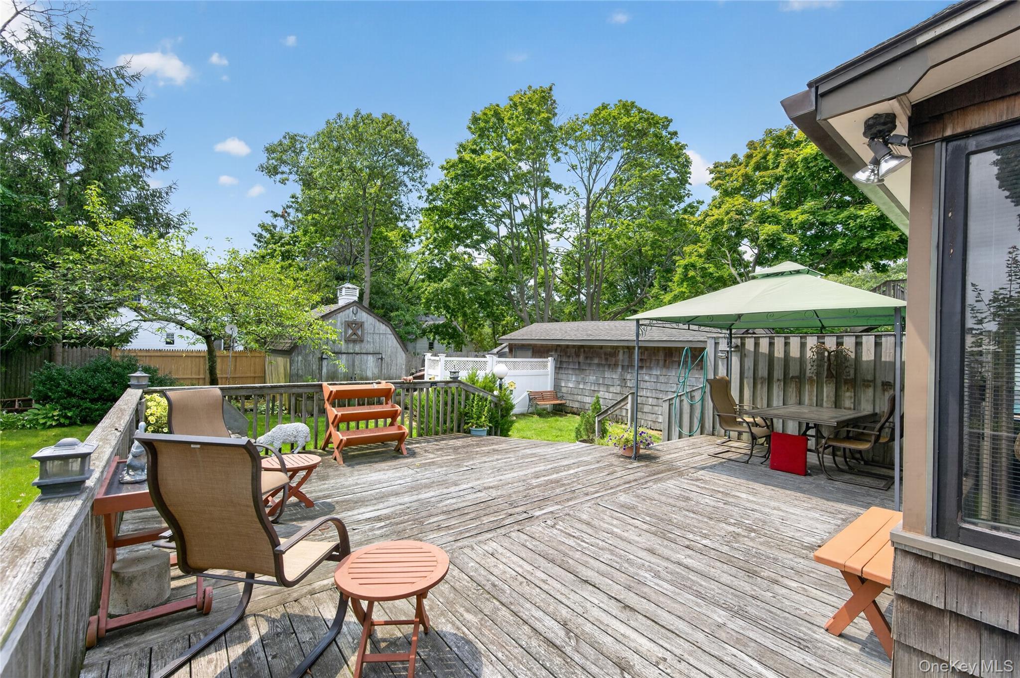 Single Family Cedar Street Suffolk County, NY 11751, MLS-1032012-28