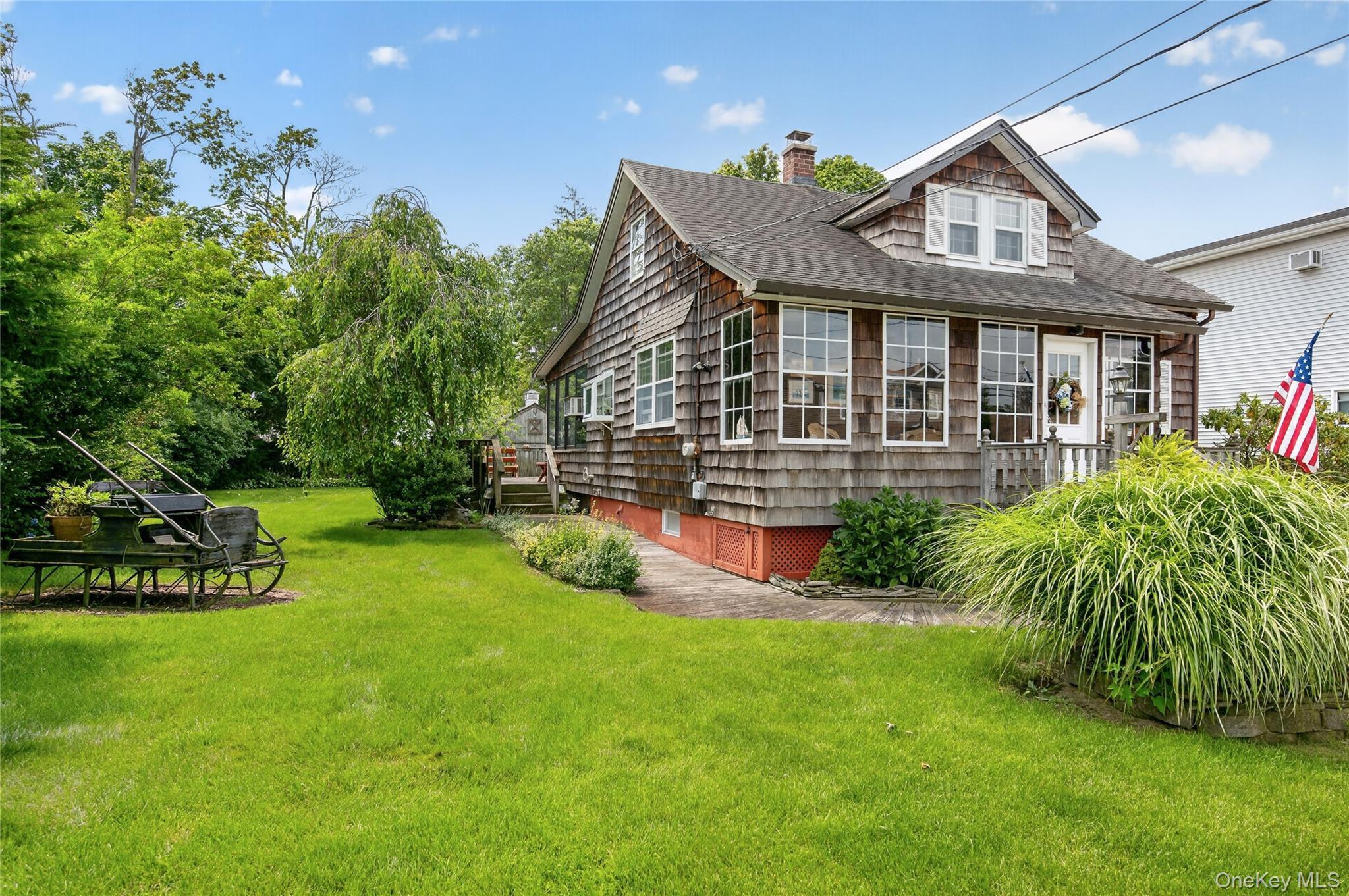 Single Family Cedar Street Suffolk County, NY 11751, MLS-1032012-3