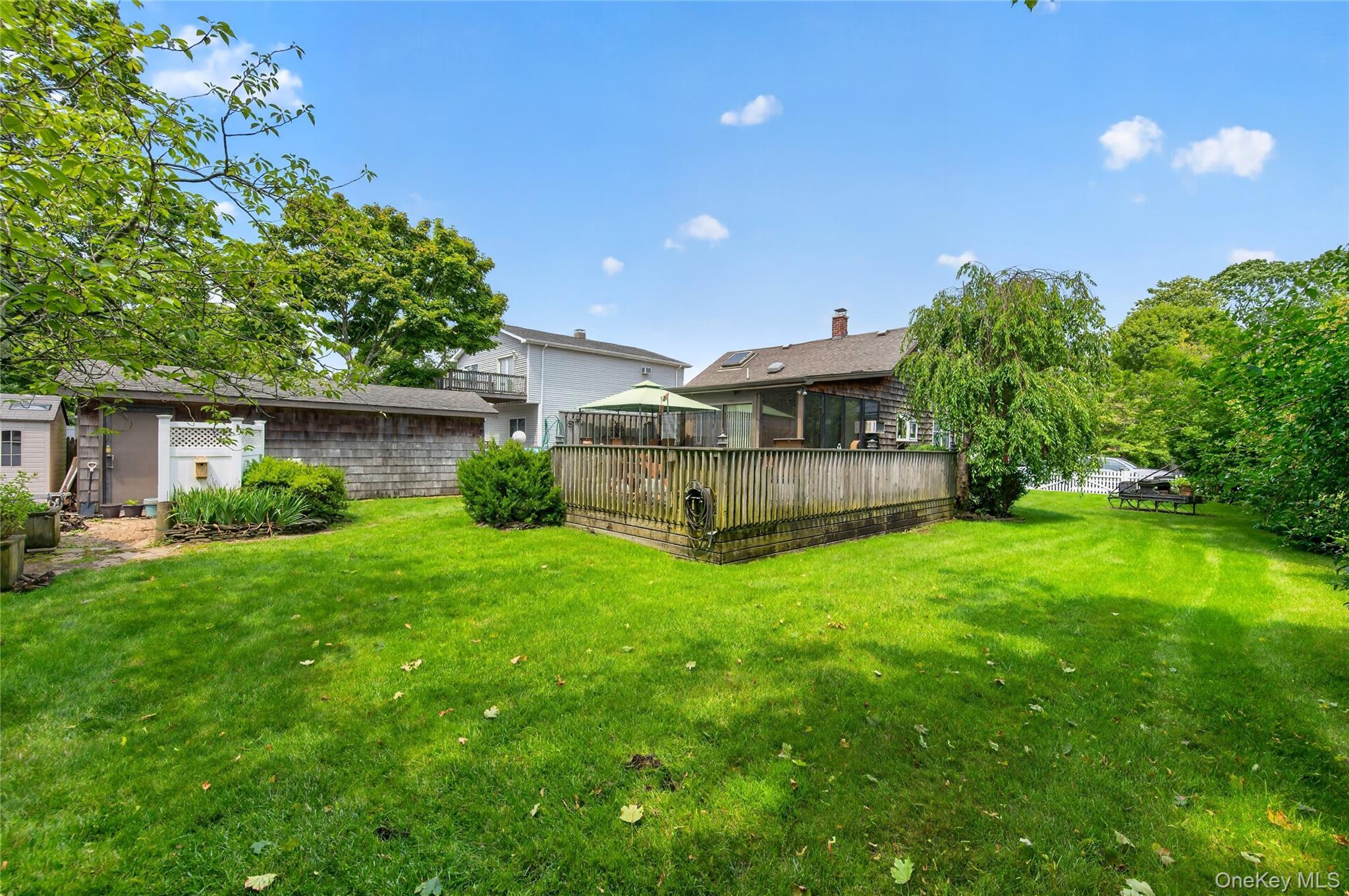 Single Family Cedar Street Suffolk County, NY 11751, MLS-1032012-31