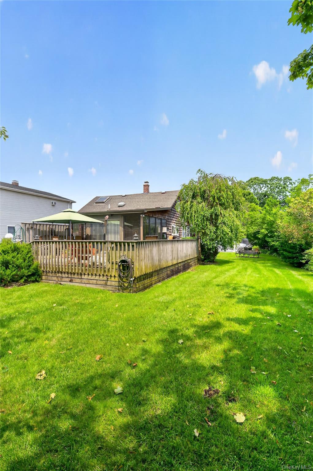 Single Family Cedar Street Suffolk County, NY 11751, MLS-1032012-32