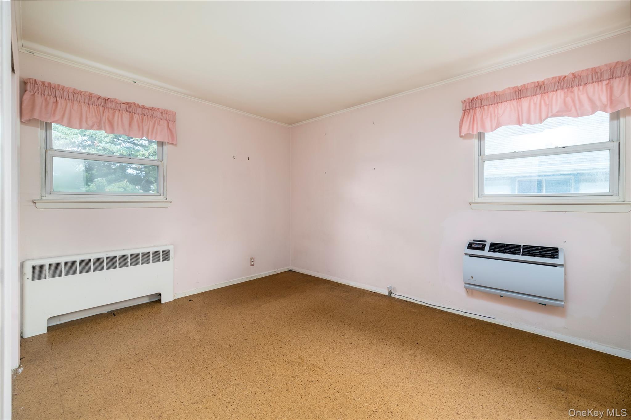 Single Family Fulton Avenue Nassau County, NY 11572, MLS-1032013-16