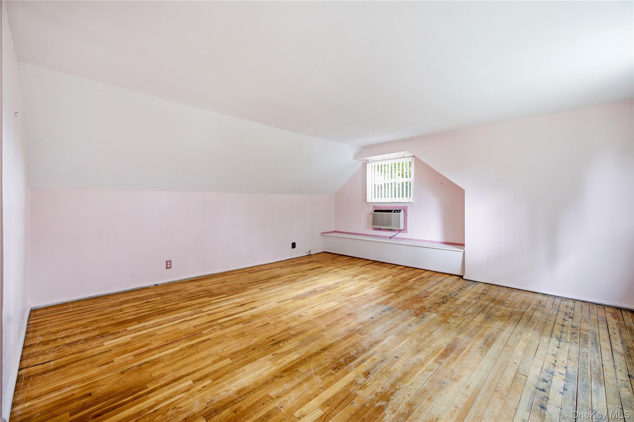 Single Family Fulton Avenue Nassau County, NY 11572, MLS-1032013-18
