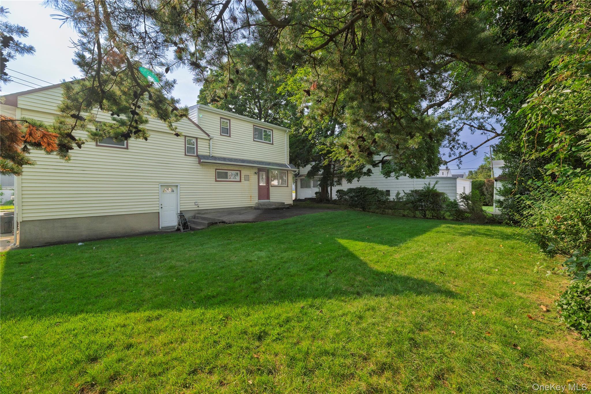 Single Family Fulton Avenue Nassau County, NY 11572, MLS-1032013-21