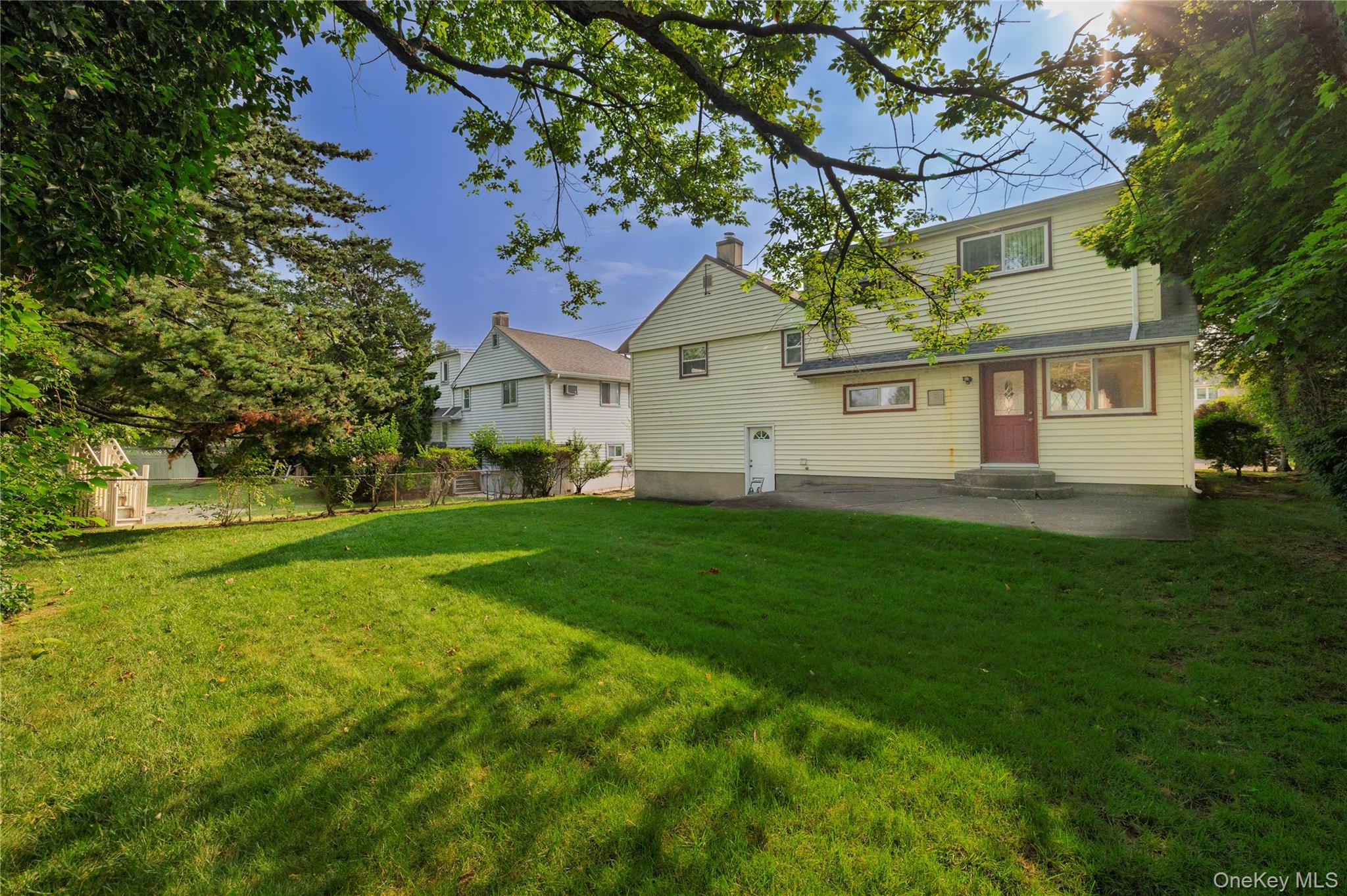 Single Family Fulton Avenue Nassau County, NY 11572, MLS-1032013-22