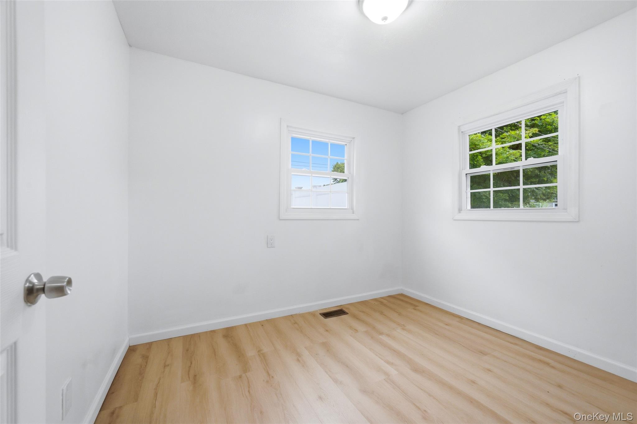 Single Family Bourdois Avenue Suffolk County, NY 11713, MLS-1032046-17