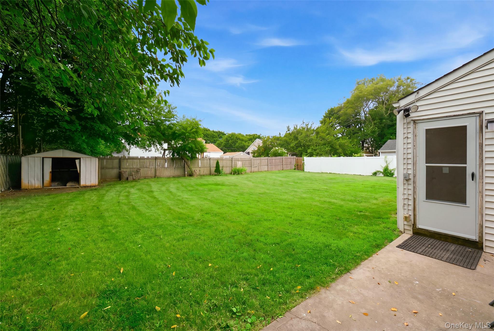 Single Family Bourdois Avenue Suffolk County, NY 11713, MLS-1032046-20