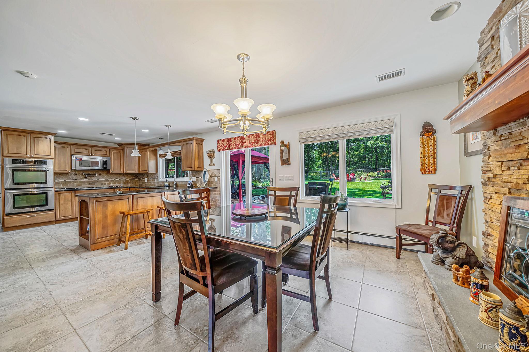 Single Family Robinson Avenue Suffolk County, NY 11772, MLS-1032055-13