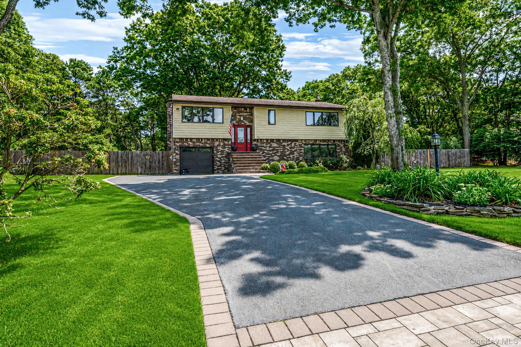 Single Family Robinson Avenue Suffolk County, NY 11772, MLS-1032055-2