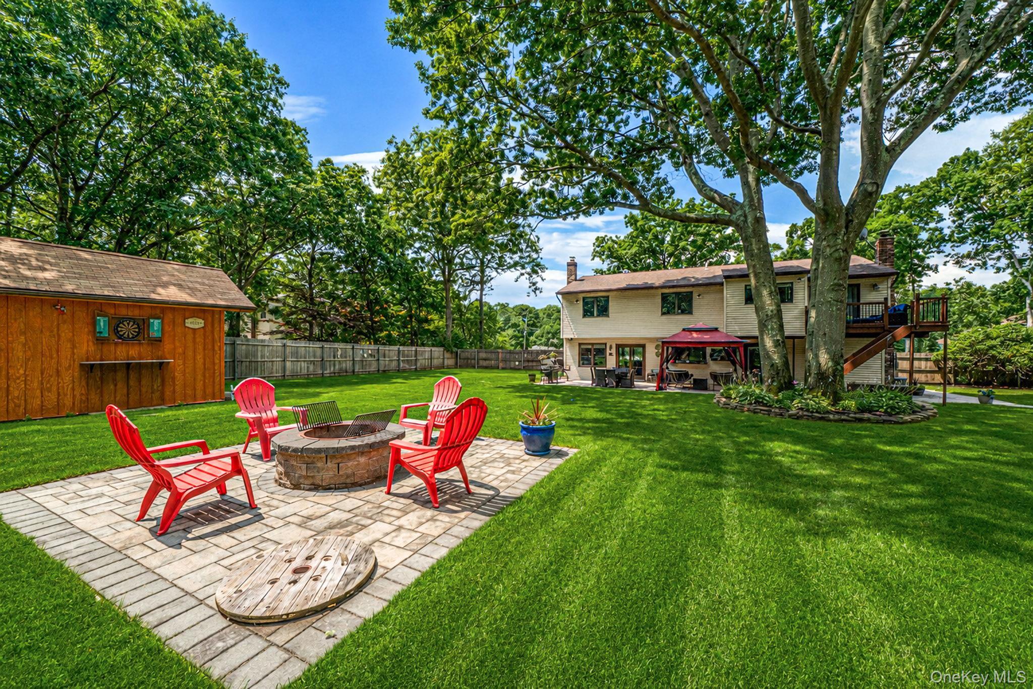 Single Family Robinson Avenue Suffolk County, NY 11772, MLS-1032055-37