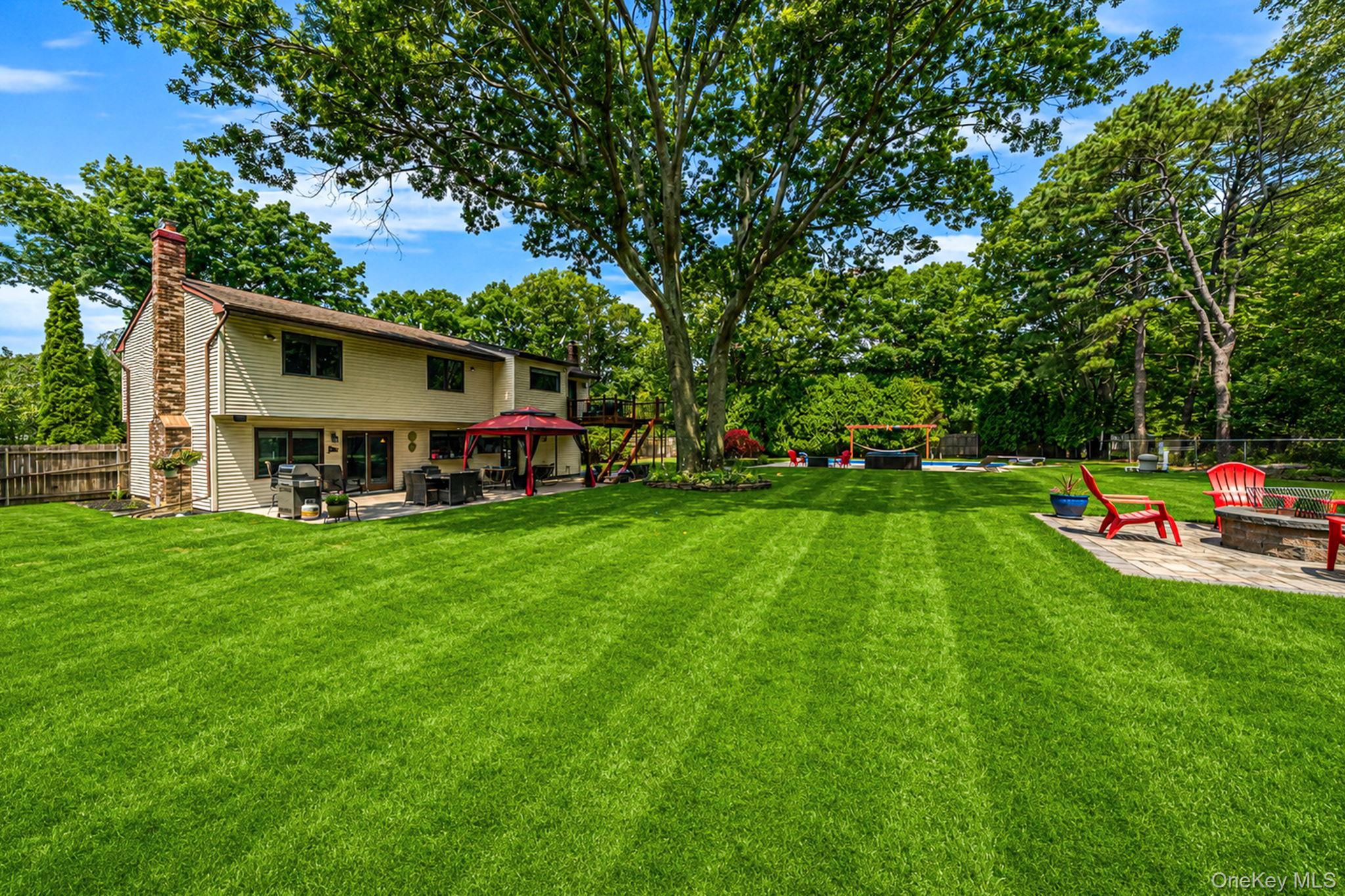 Single Family Robinson Avenue Suffolk County, NY 11772, MLS-1032055-6