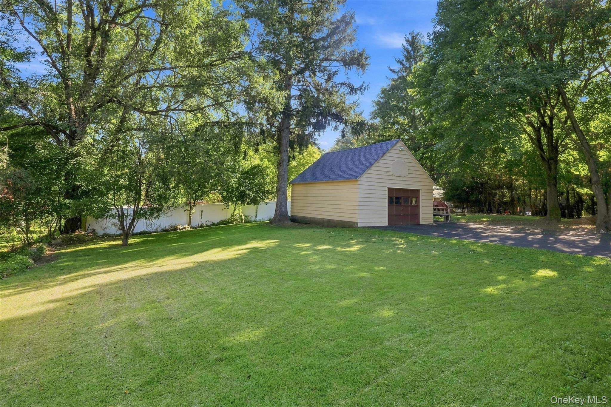 Single Family Elm Street Ulster County, NY 12428, MLS-1032075-25