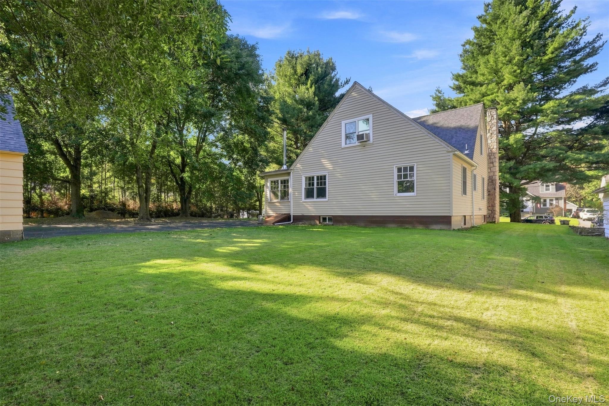 Single Family Elm Street Ulster County, NY 12428, MLS-1032075-4