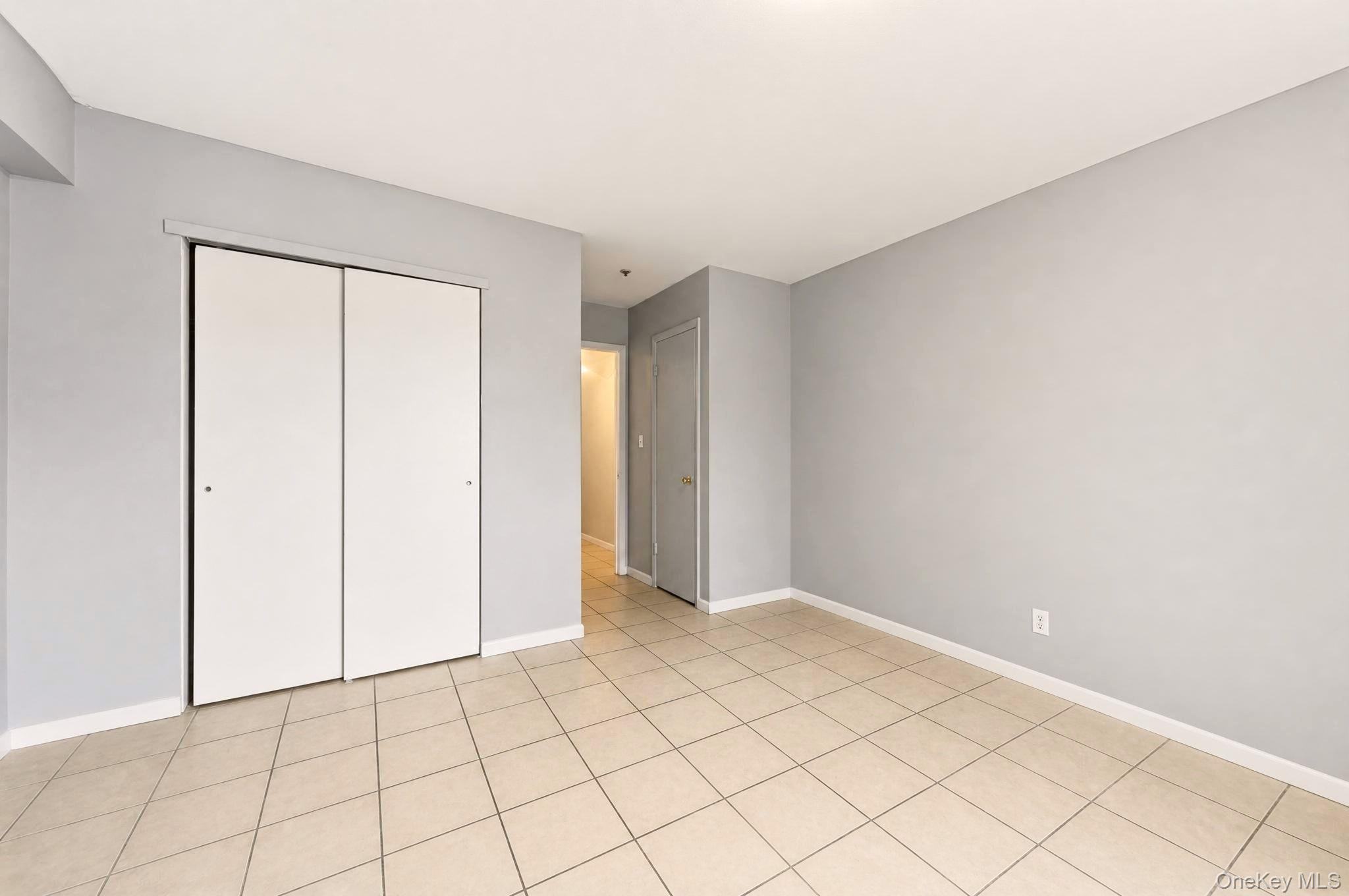 Single Family Tappen Court Staten Island, NY 10304, MLS-1032085-7