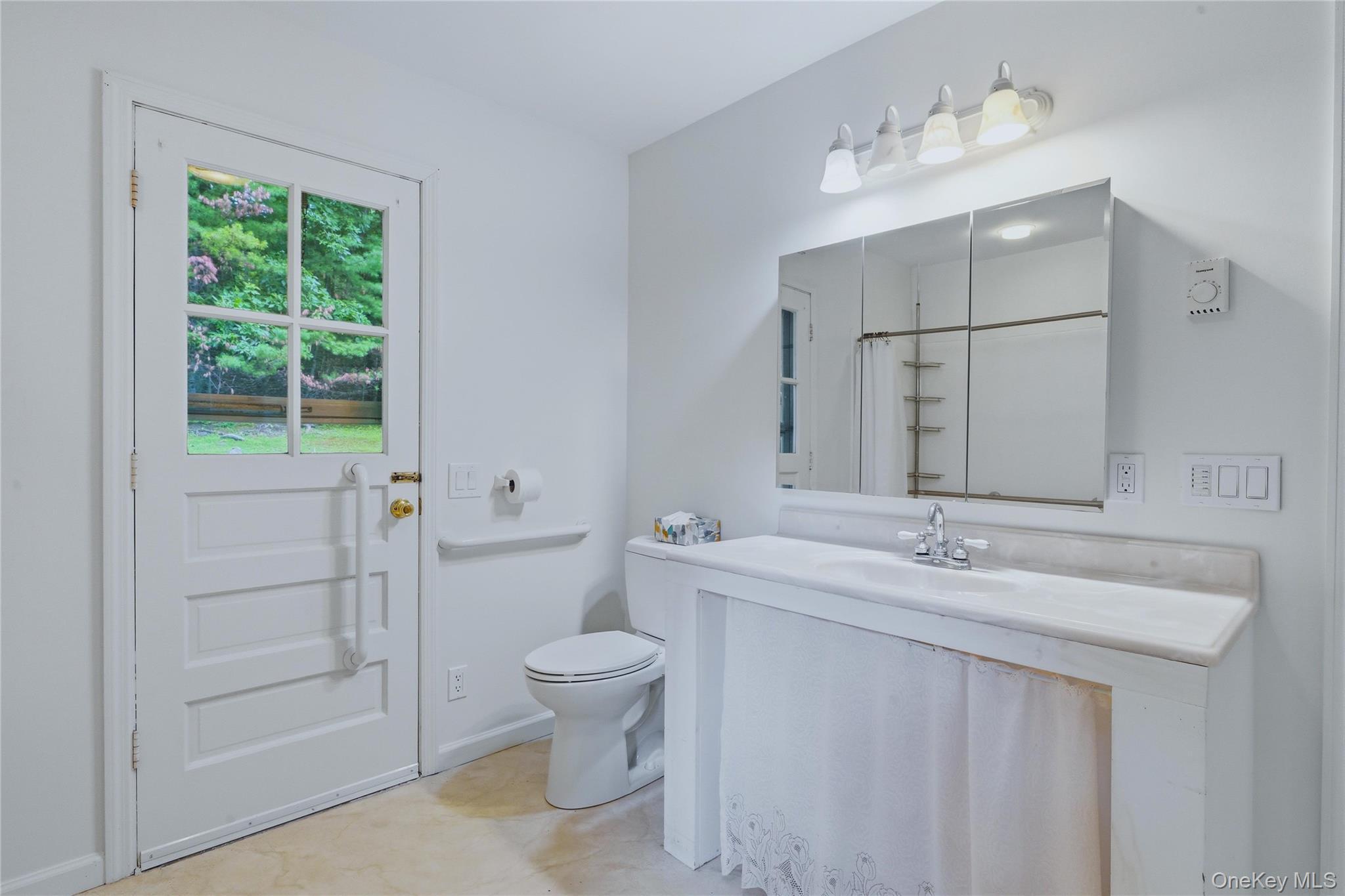 Single Family Glasco Turnpike  Ulster County, NY 12498, MLS-1032089-18