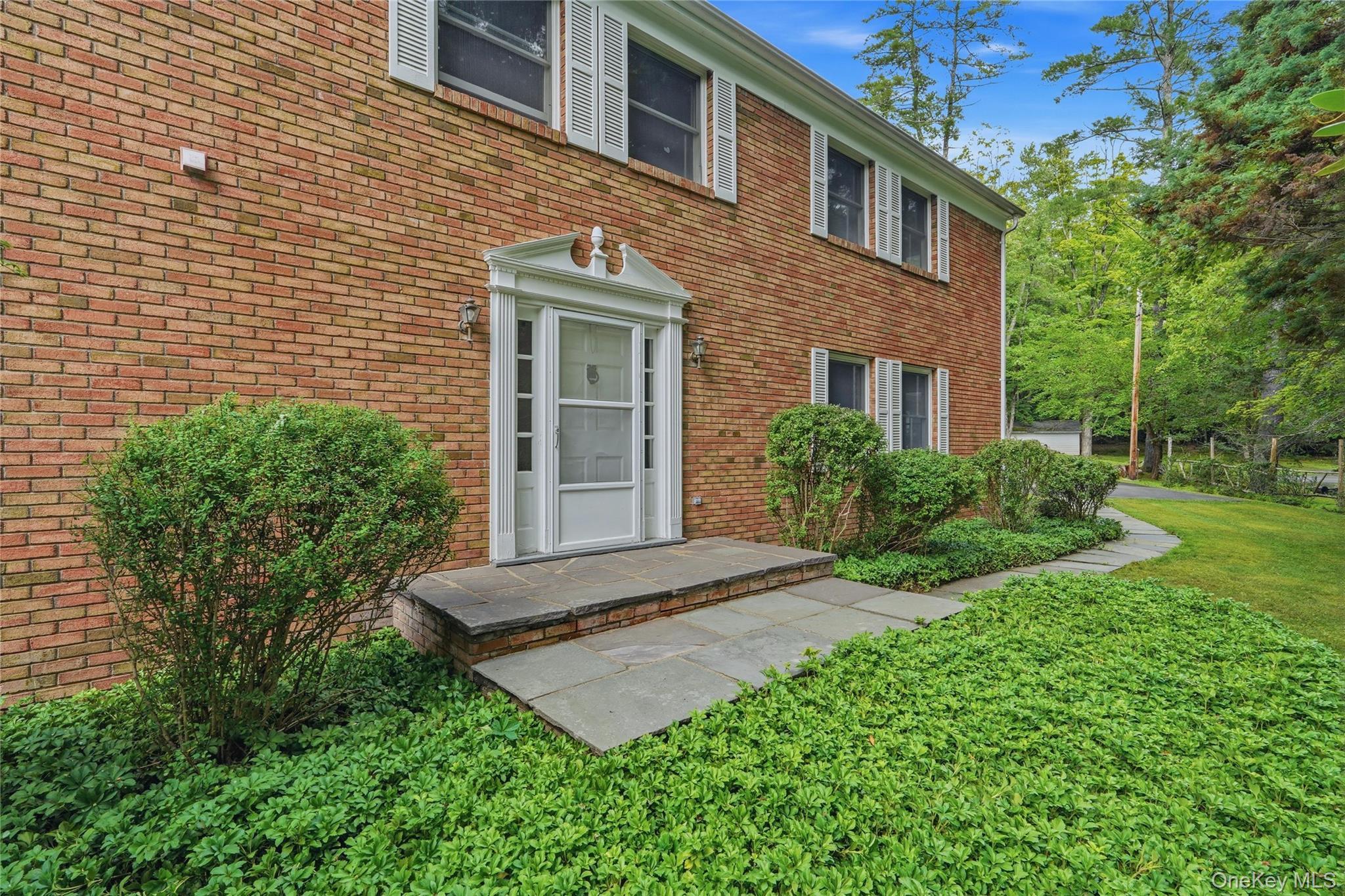 Single Family Glasco Turnpike  Ulster County, NY 12498, MLS-1032089-2