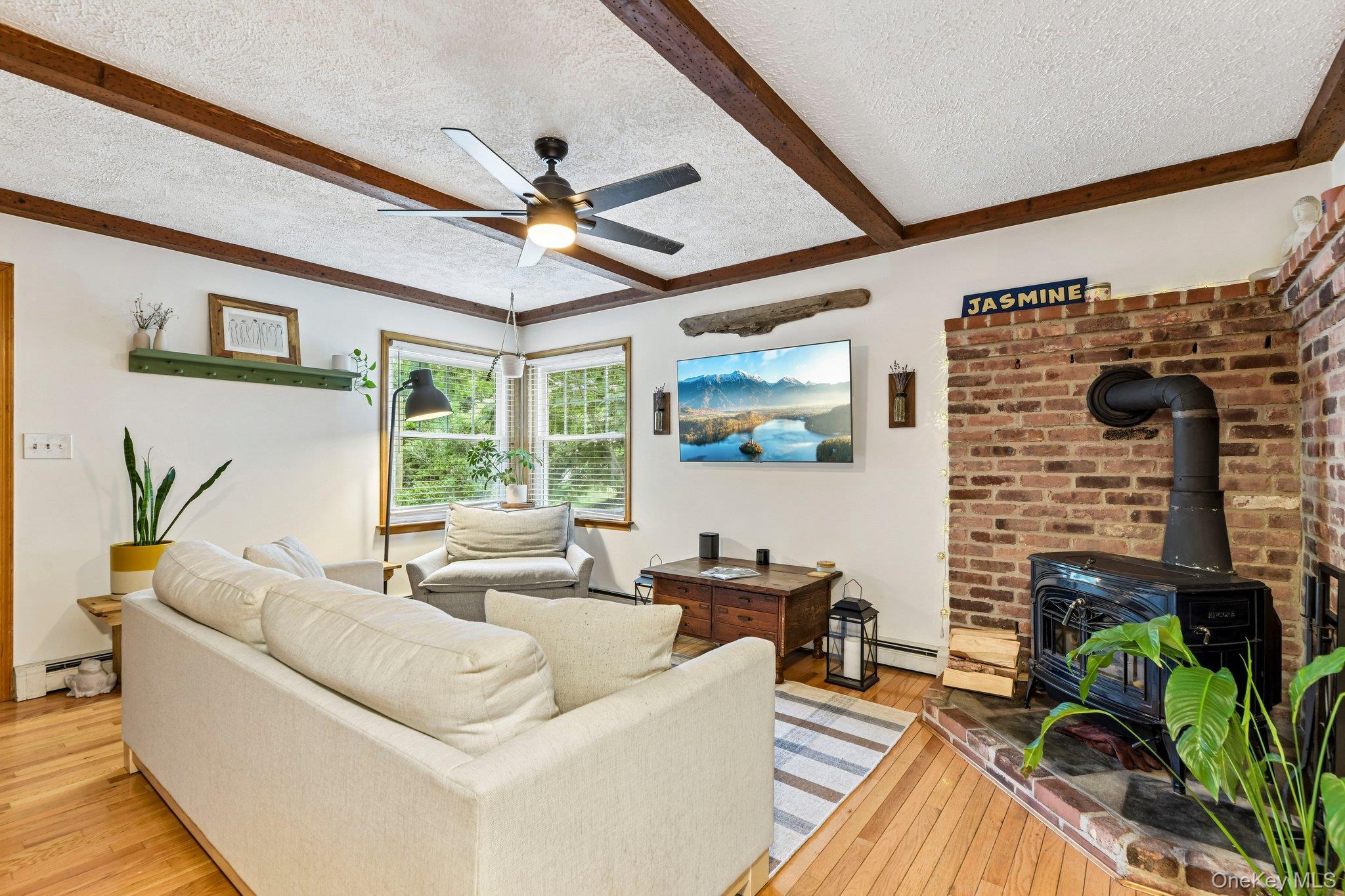 Single Family Solitaire Road Suffolk County, NY 11778, MLS-1032096-5