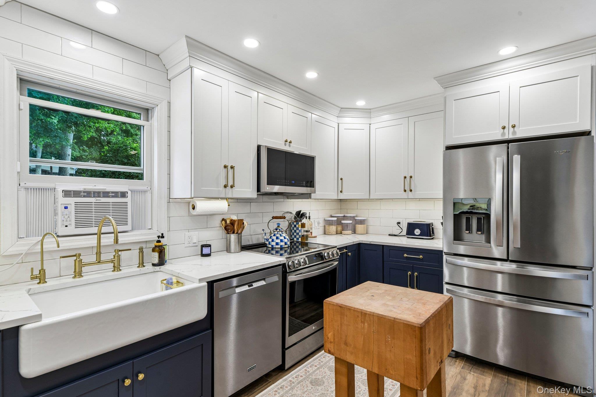 Single Family Solitaire Road Suffolk County, NY 11778, MLS-1032096-7