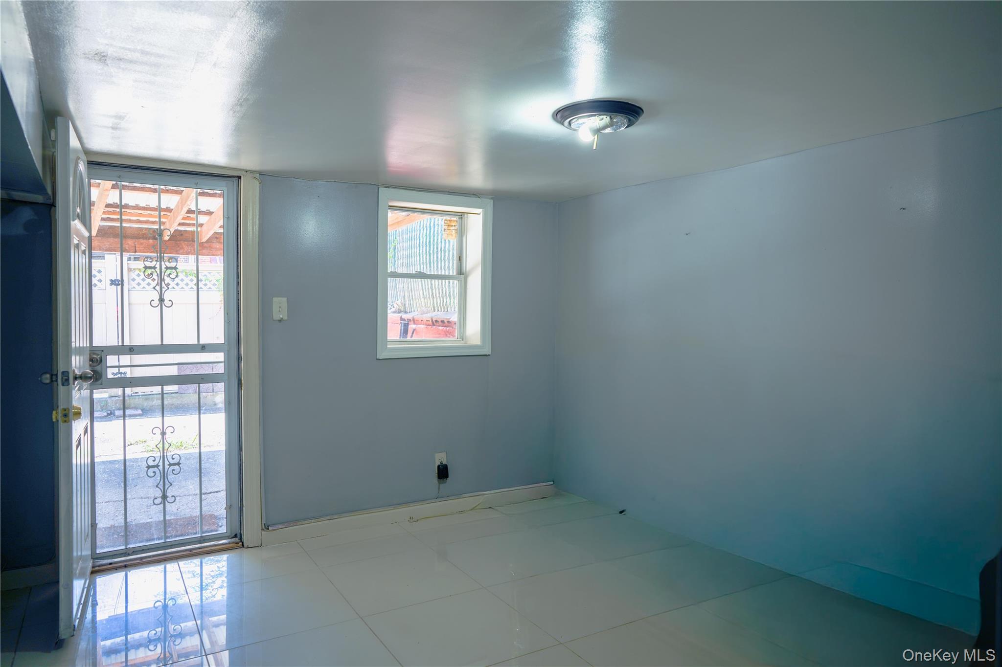 Single Family Mathewson Court  Queens, NY 11434, MLS-1032118-13
