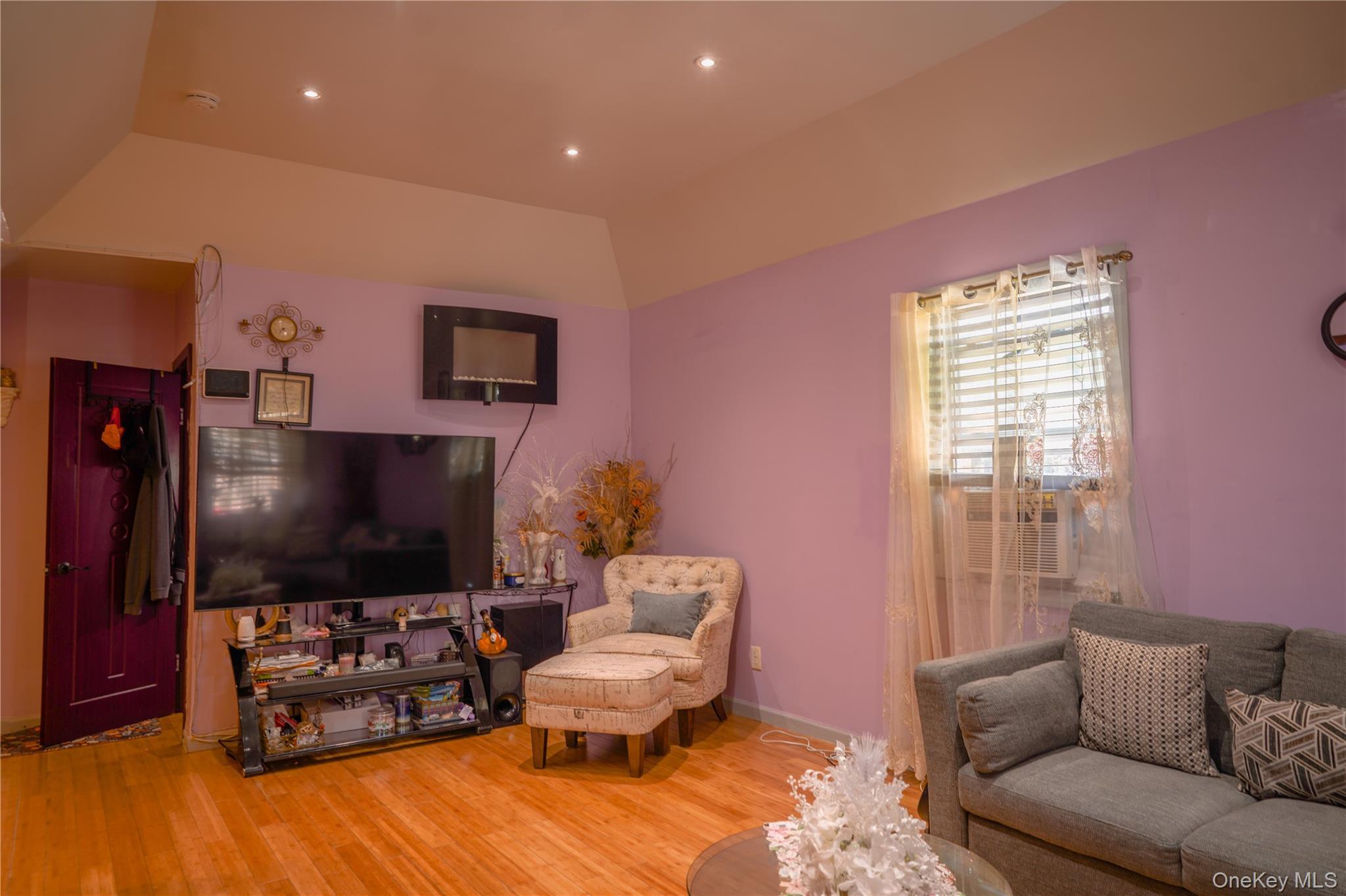Single Family Mathewson Court  Queens, NY 11434, MLS-1032118-2