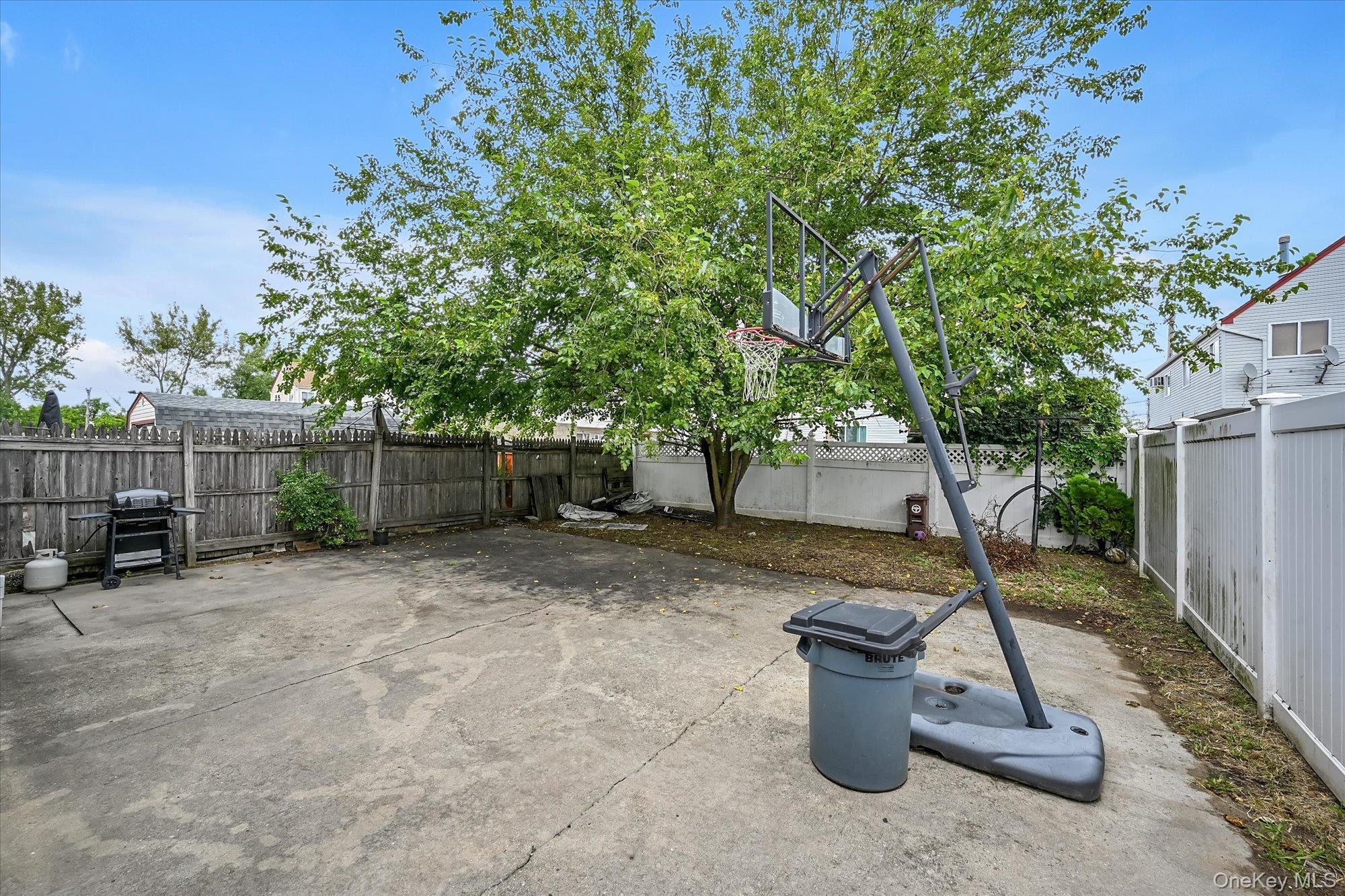 Single Family Beach 64th Street Queens, NY 11692, MLS-1032121-21